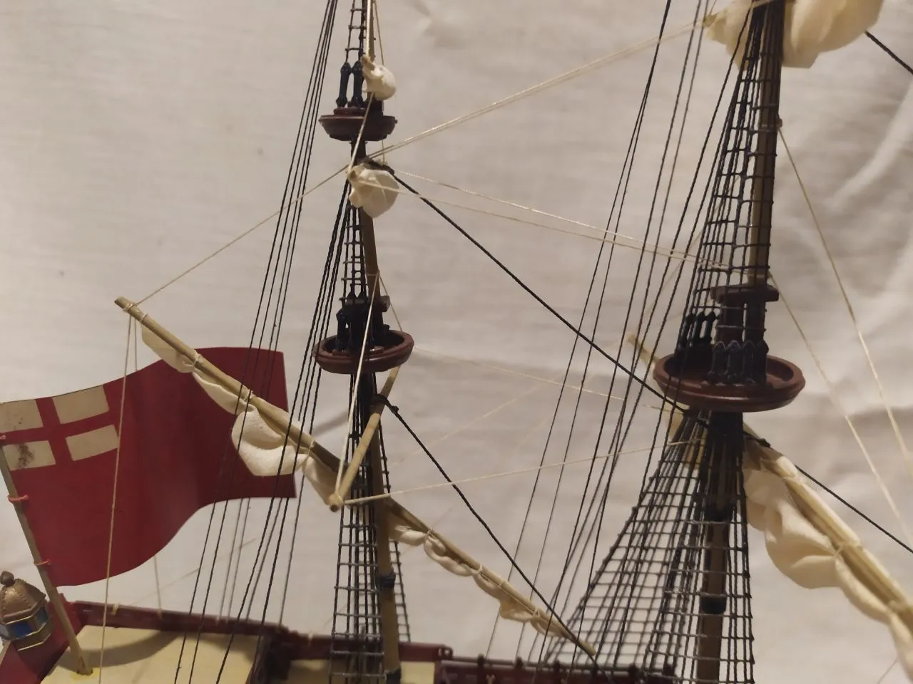Модель корабля Галеон "Соверен оф зе Сиз" - Верфь на Столе
