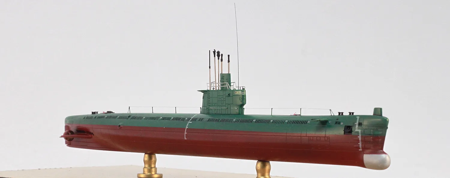 Модель корабля Подволная лодка тип 033 ВМС КНДР - Верфь на Столе