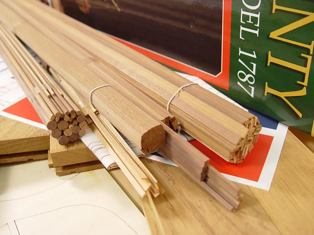 HMS Bounty (Баунти) + (Стартовый набор инструментов)