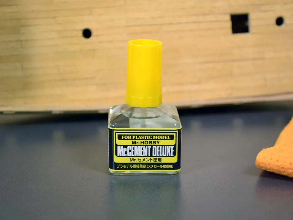 Клей для пластика Deluxe, MC-127, 40 мл