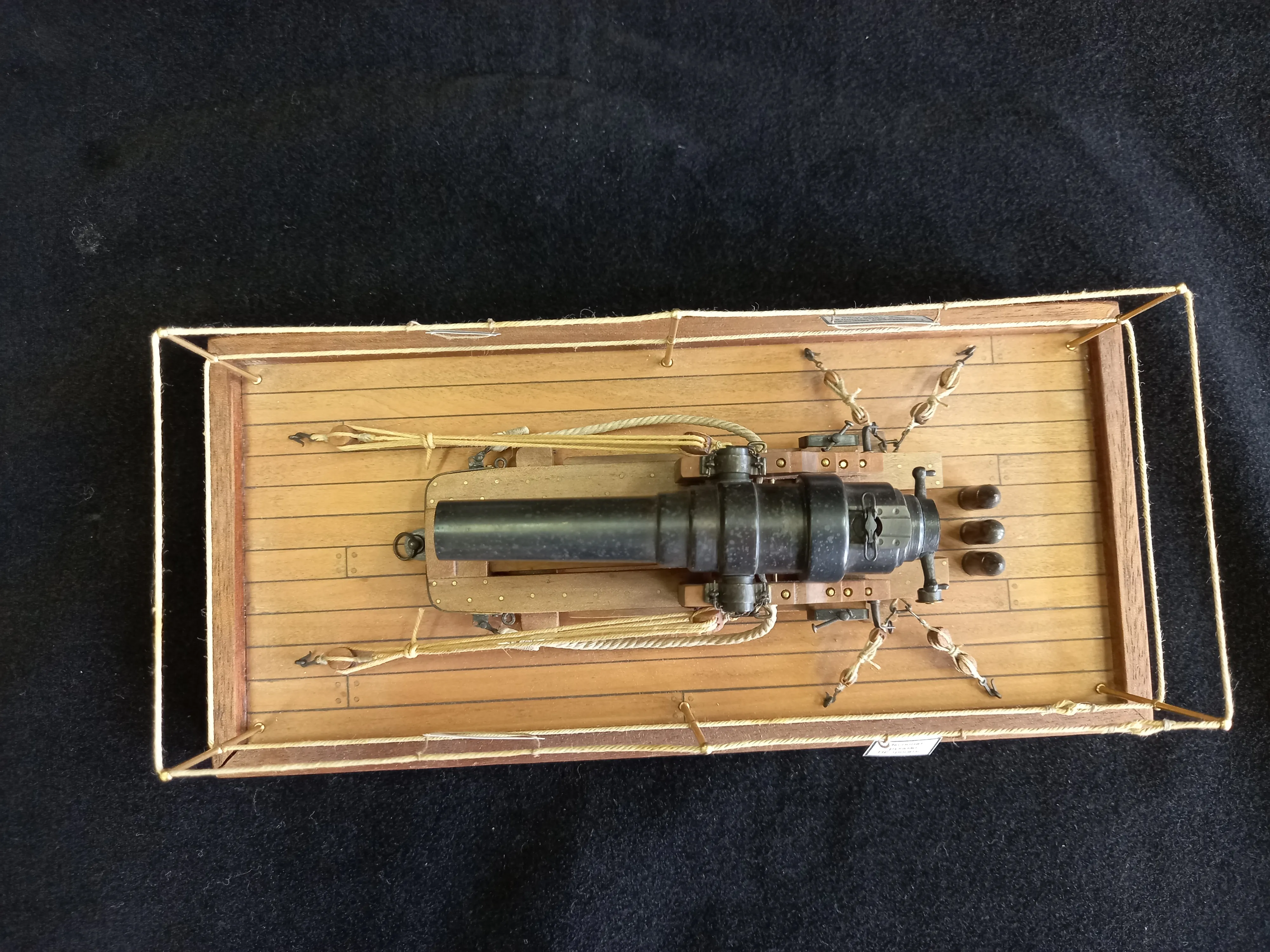 Модель корабля 7-дюймовая пушка Армстронга обр. 1864 г. на морском станке - Верфь на Столе