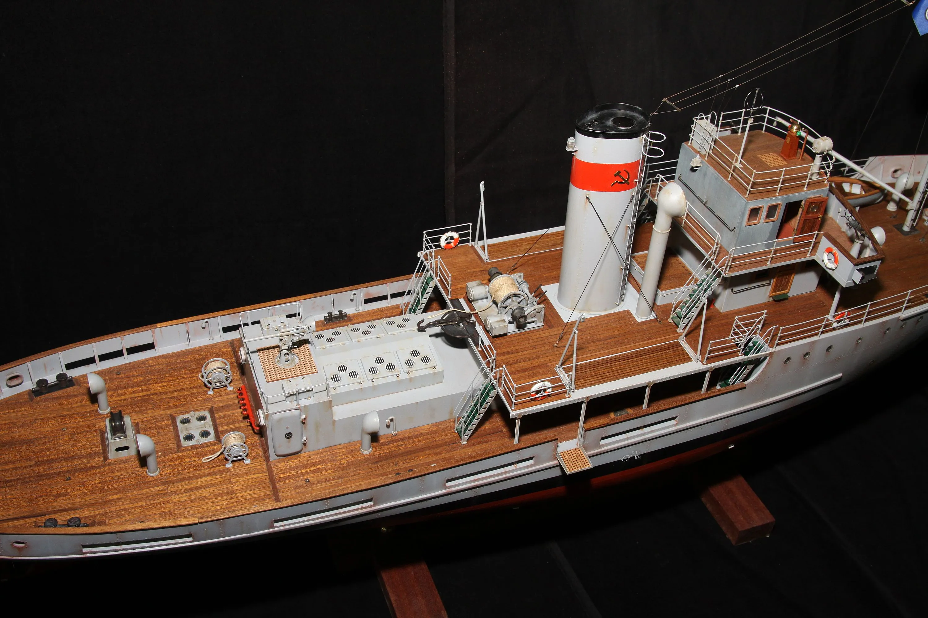 Модель корабля Буксир-спасатель "Шквал" 1943г. - Верфь на Столе