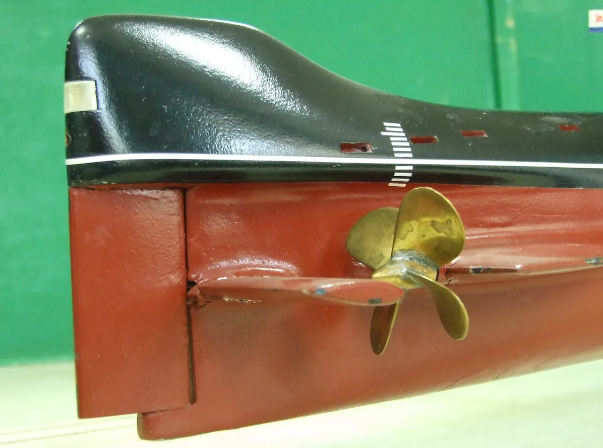 Модель корабля «Ленинский комсомол» - Верфь на Столе