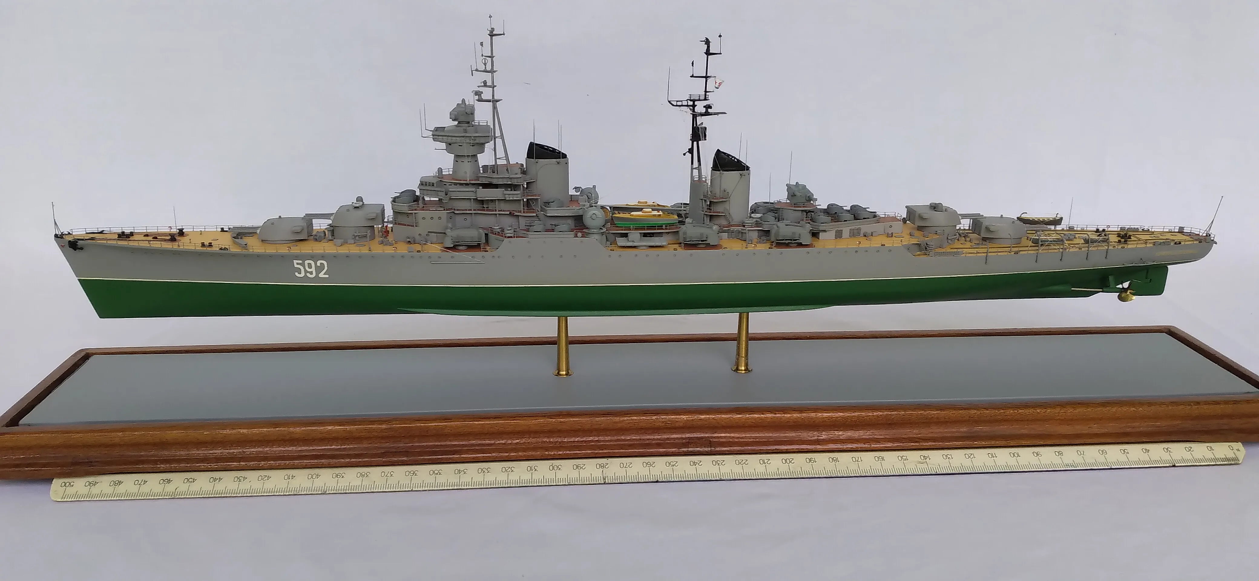 Модель корабля Артиллерийский крейсер "Адмирал Нахимов" - Верфь на Столе