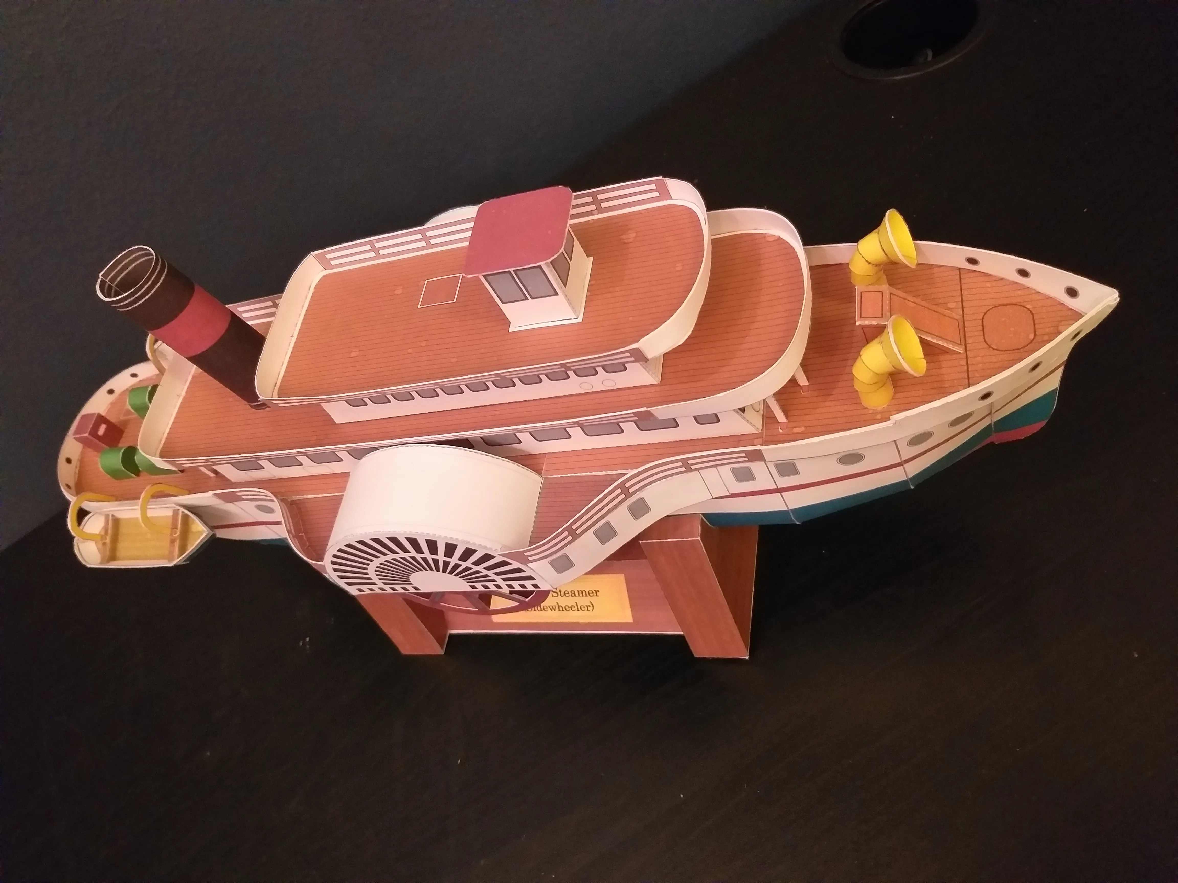 Модель корабля Колесный пароход - Верфь на Столе