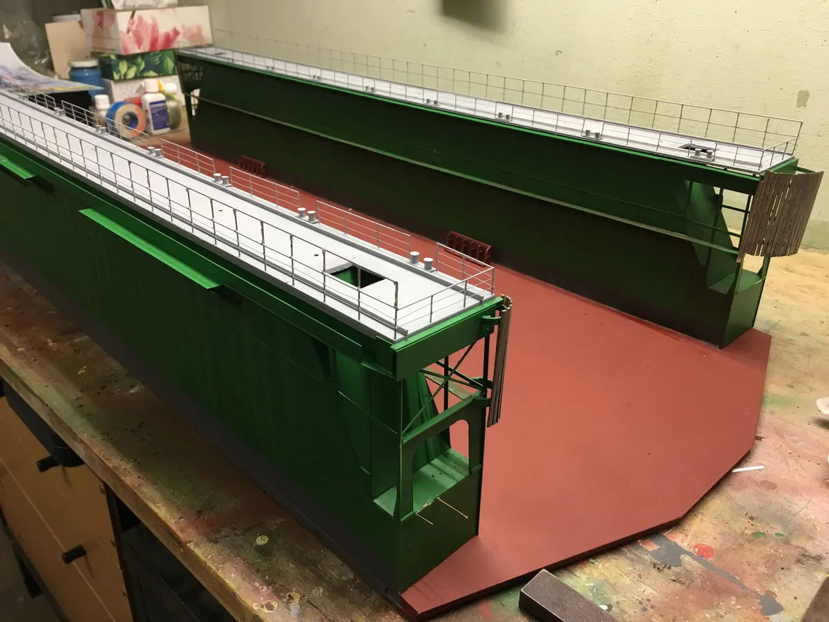 Модель корабля Drydock Lloyd ship yard - Верфь на Столе