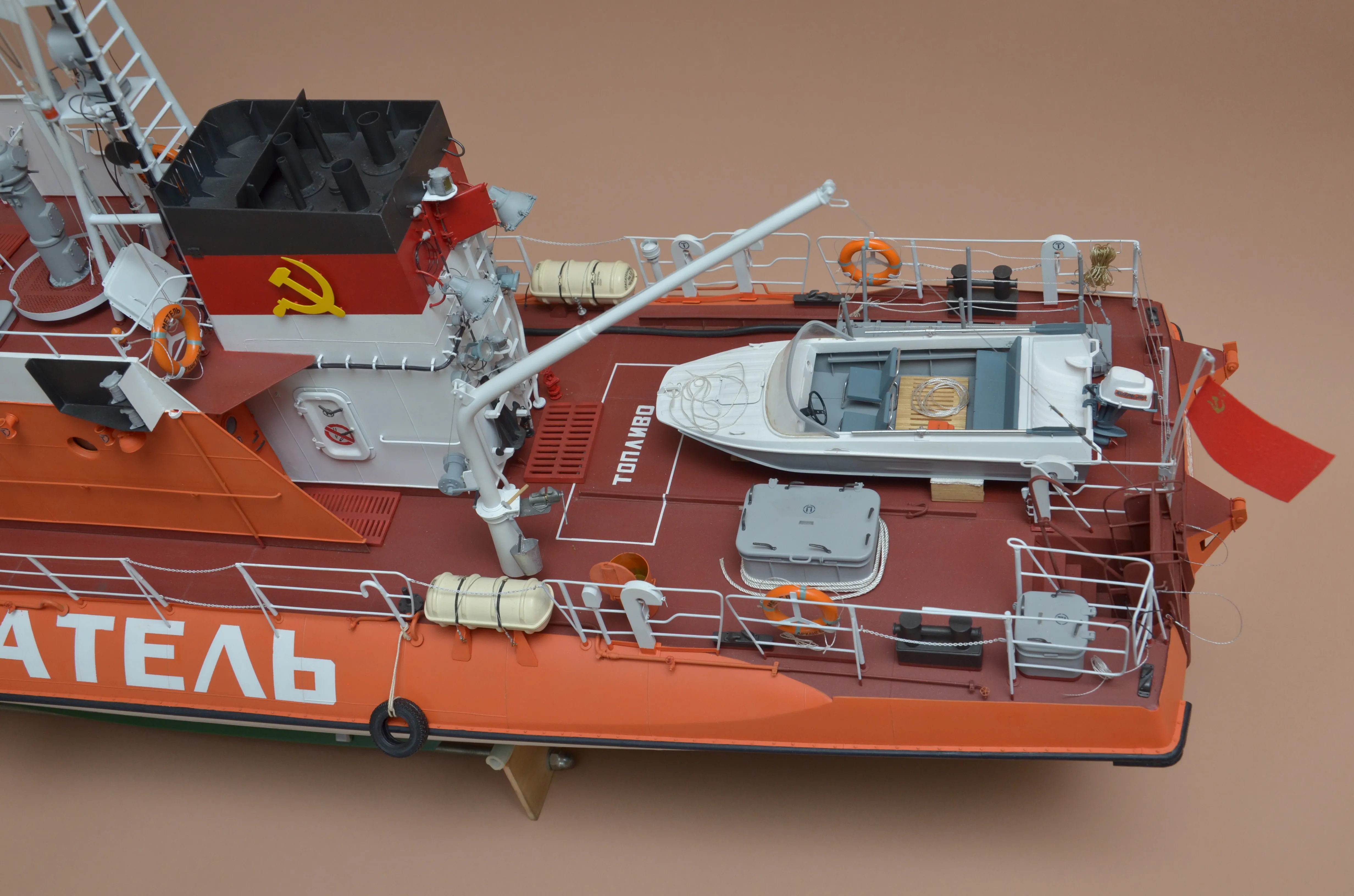 Модель корабля Всепогодный спасательный катер (ВСК) "МЕТЕЛЬ", пр. 1458 - Верфь на Столе
