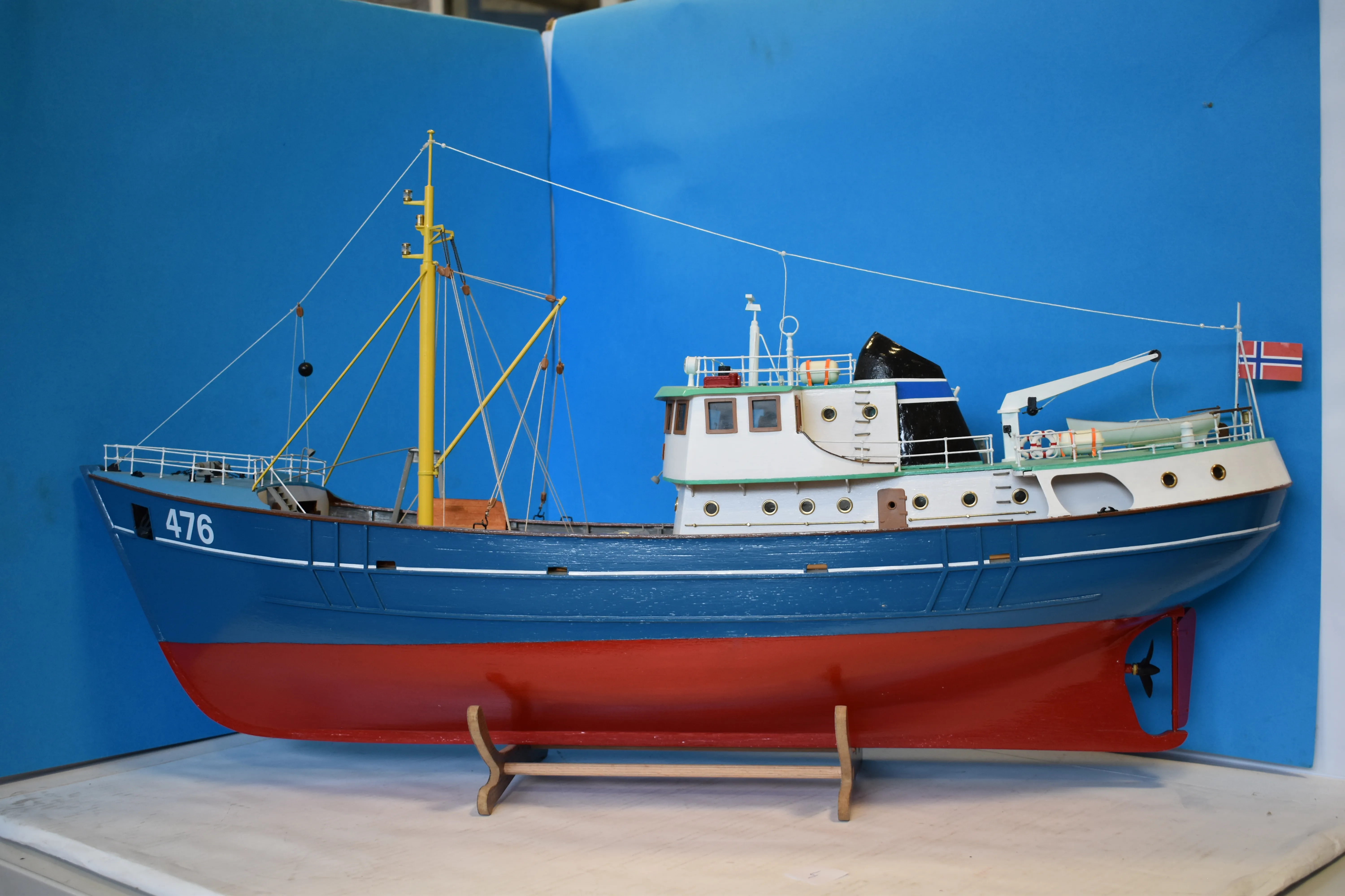 Модель корабля рыболовное судно "Nordkap 476" - Верфь на Столе
