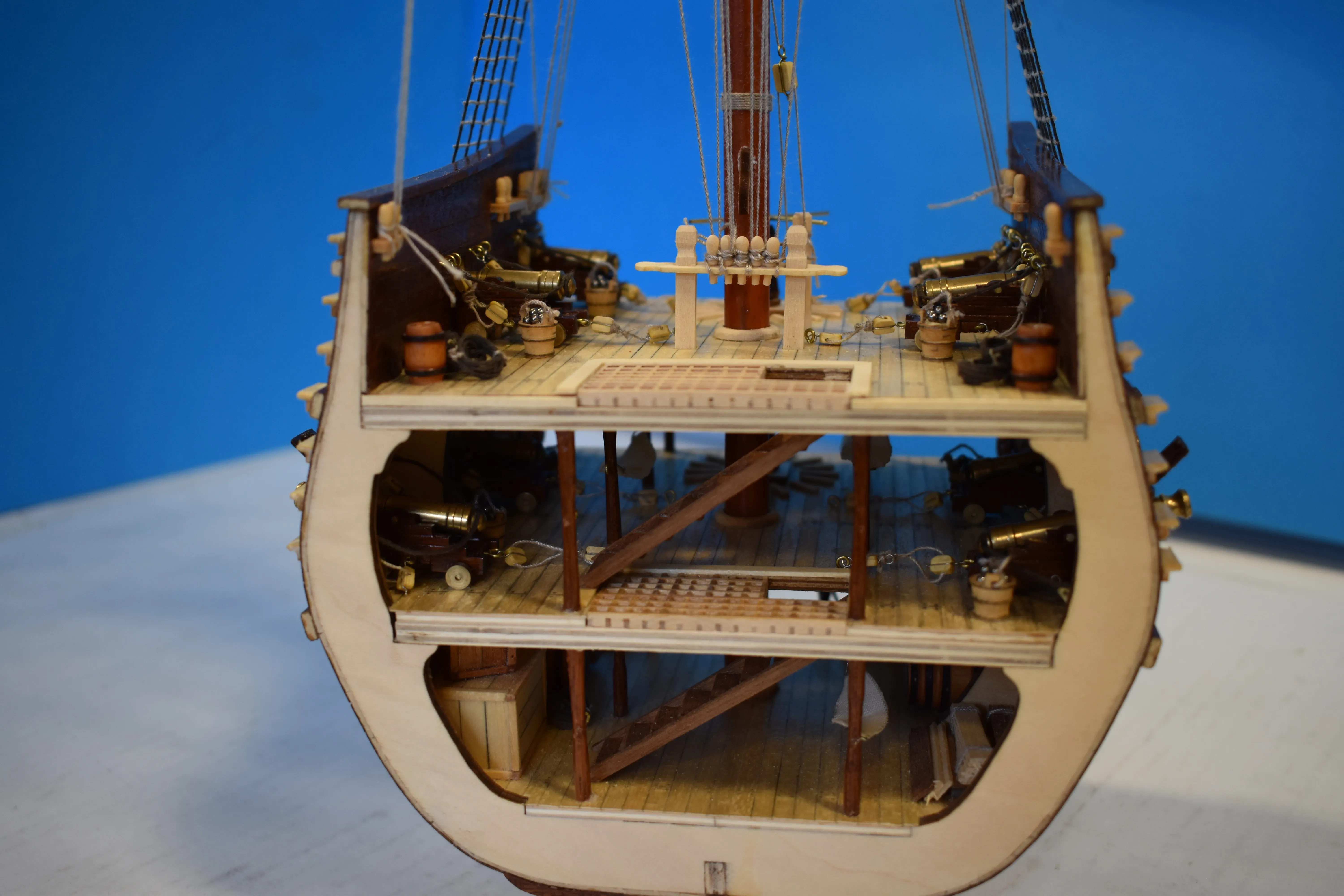 Модель корабля Поперечное сечение парусного судна "San Francisko" - Верфь на Столе