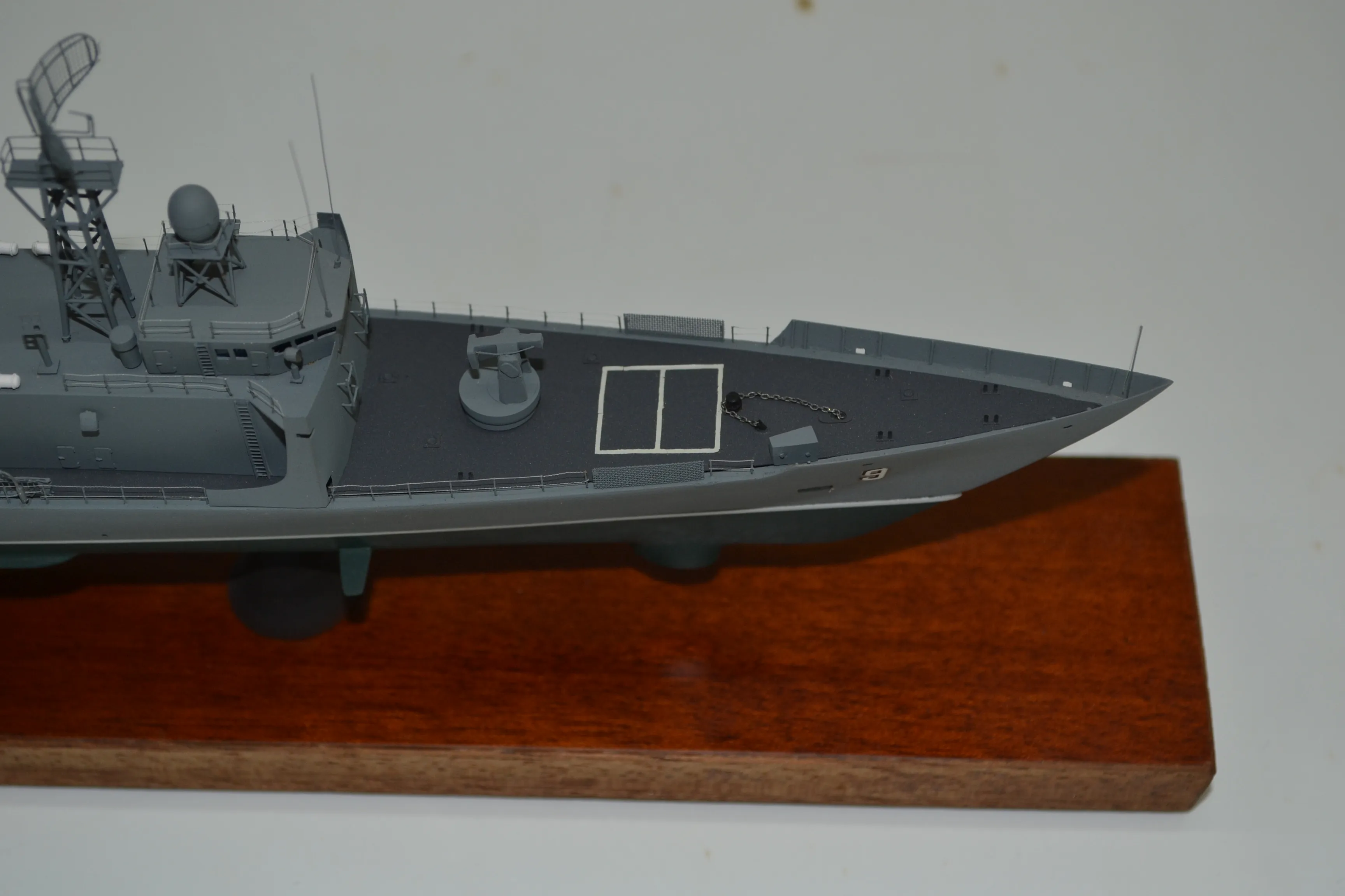 Модель корабля Фрегат FFG-9 «Уодсуорт» - Верфь на Столе