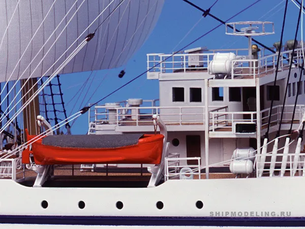 деревянная модель парусника Nippon Maru