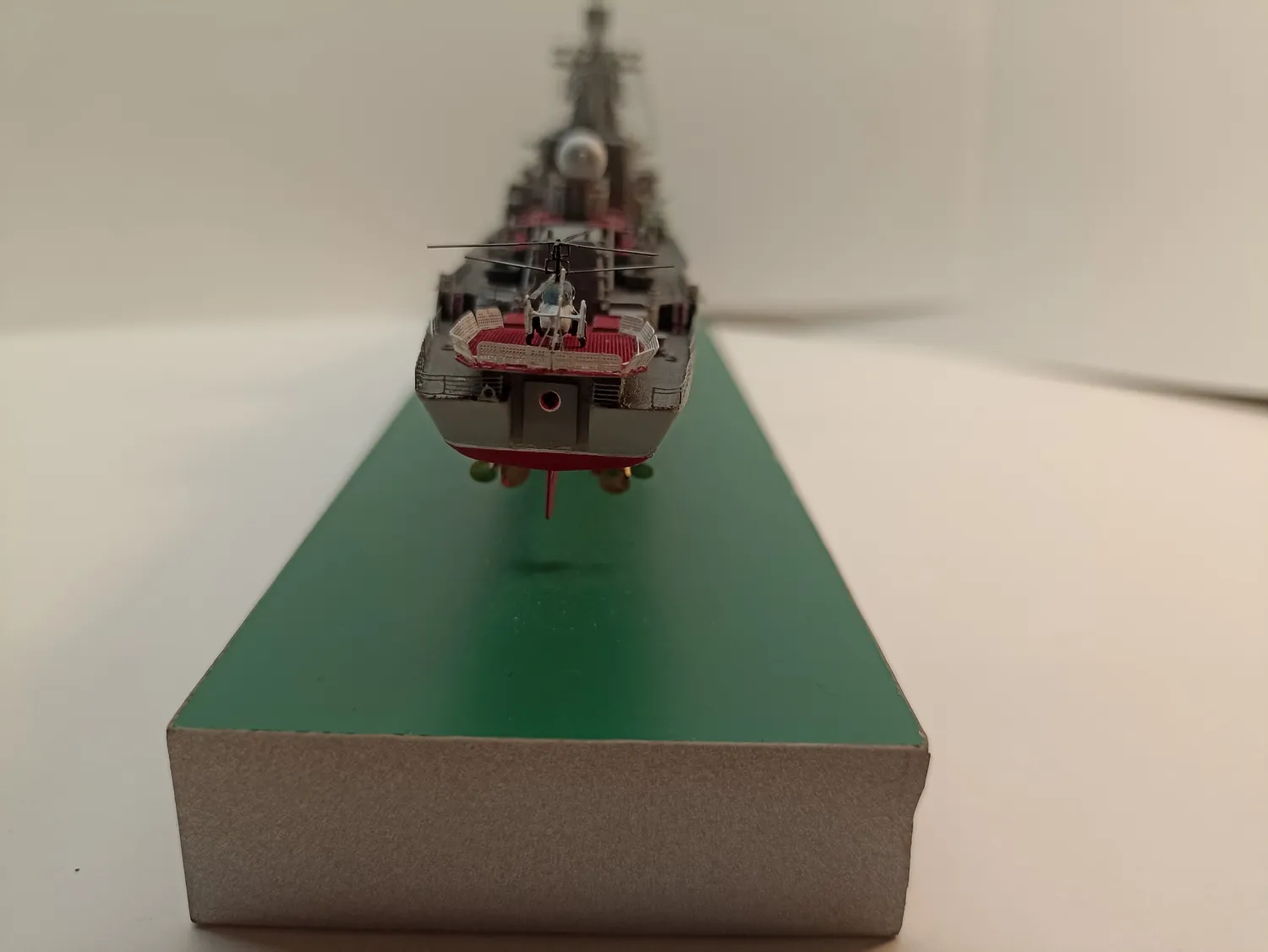 Модель корабля  ГРКР  " Варяг" - Верфь на Столе
