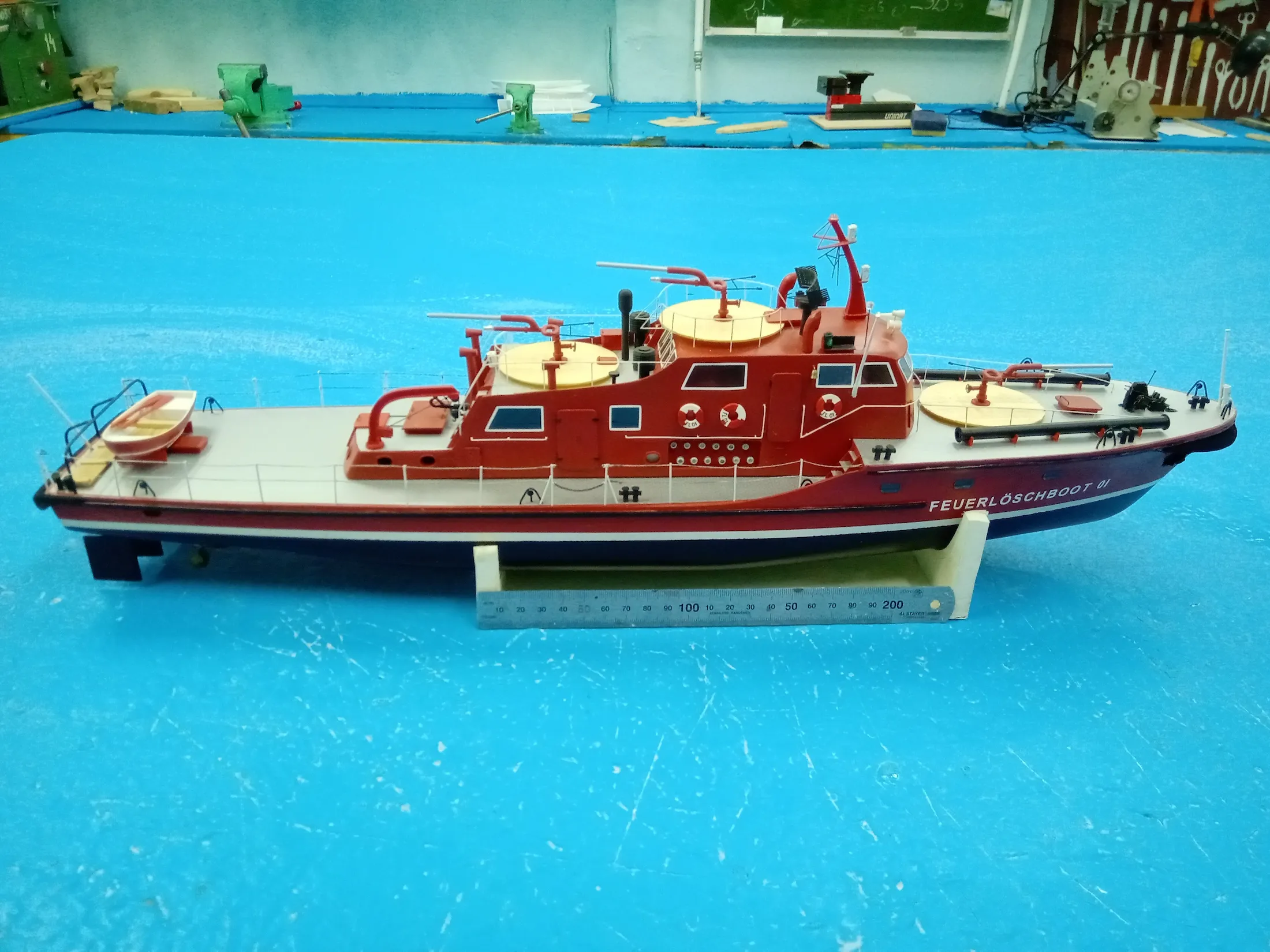 Модель корабля Düsseldorf - Верфь на Столе