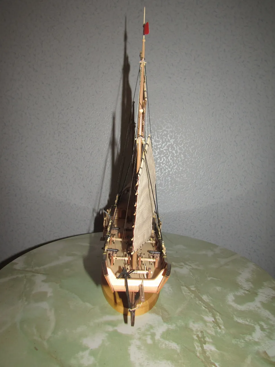 Модель корабля Red Dragon - Верфь на Столе