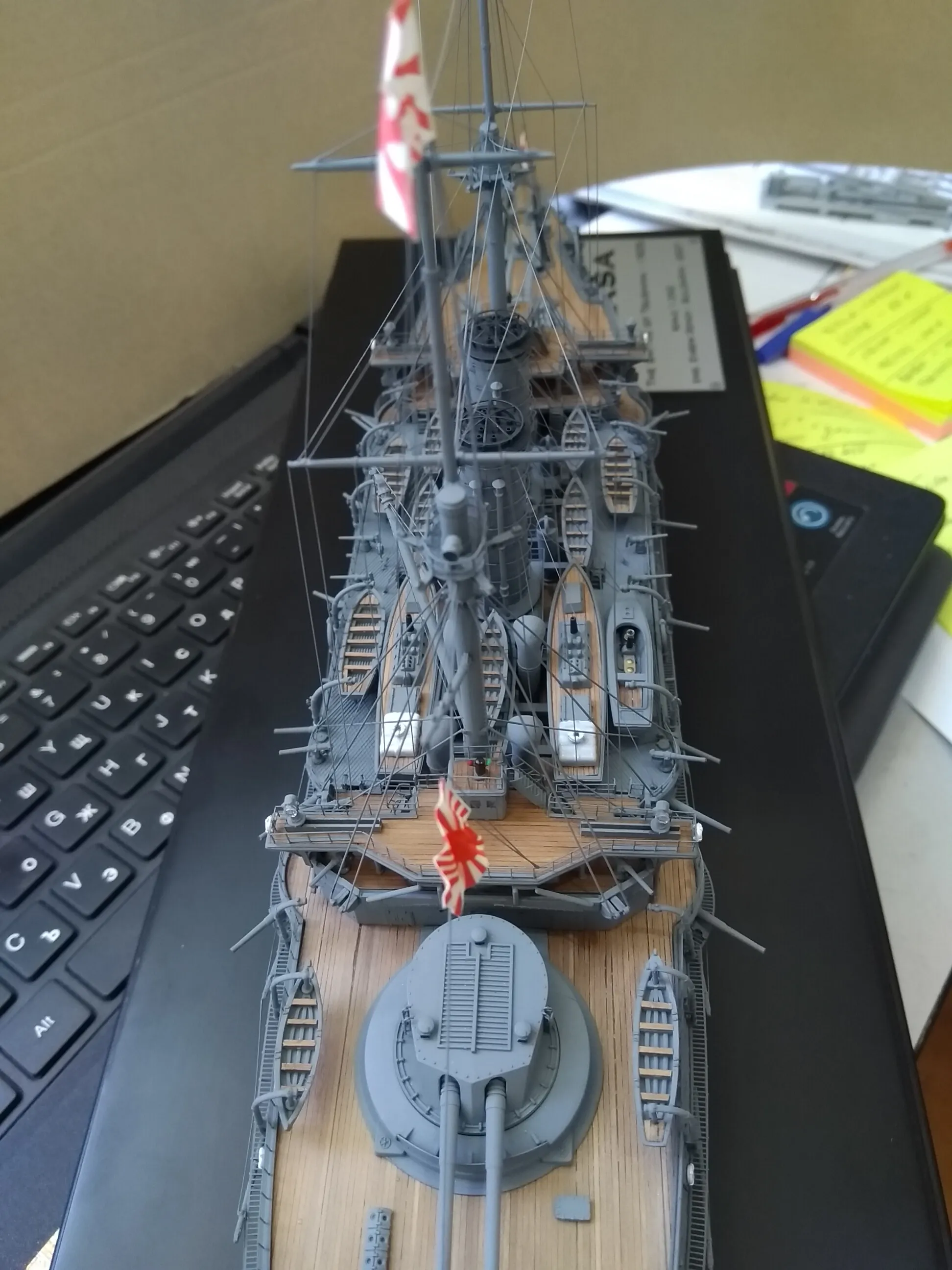 Модель корабля Броненосец "MIKASA" - Верфь на Столе