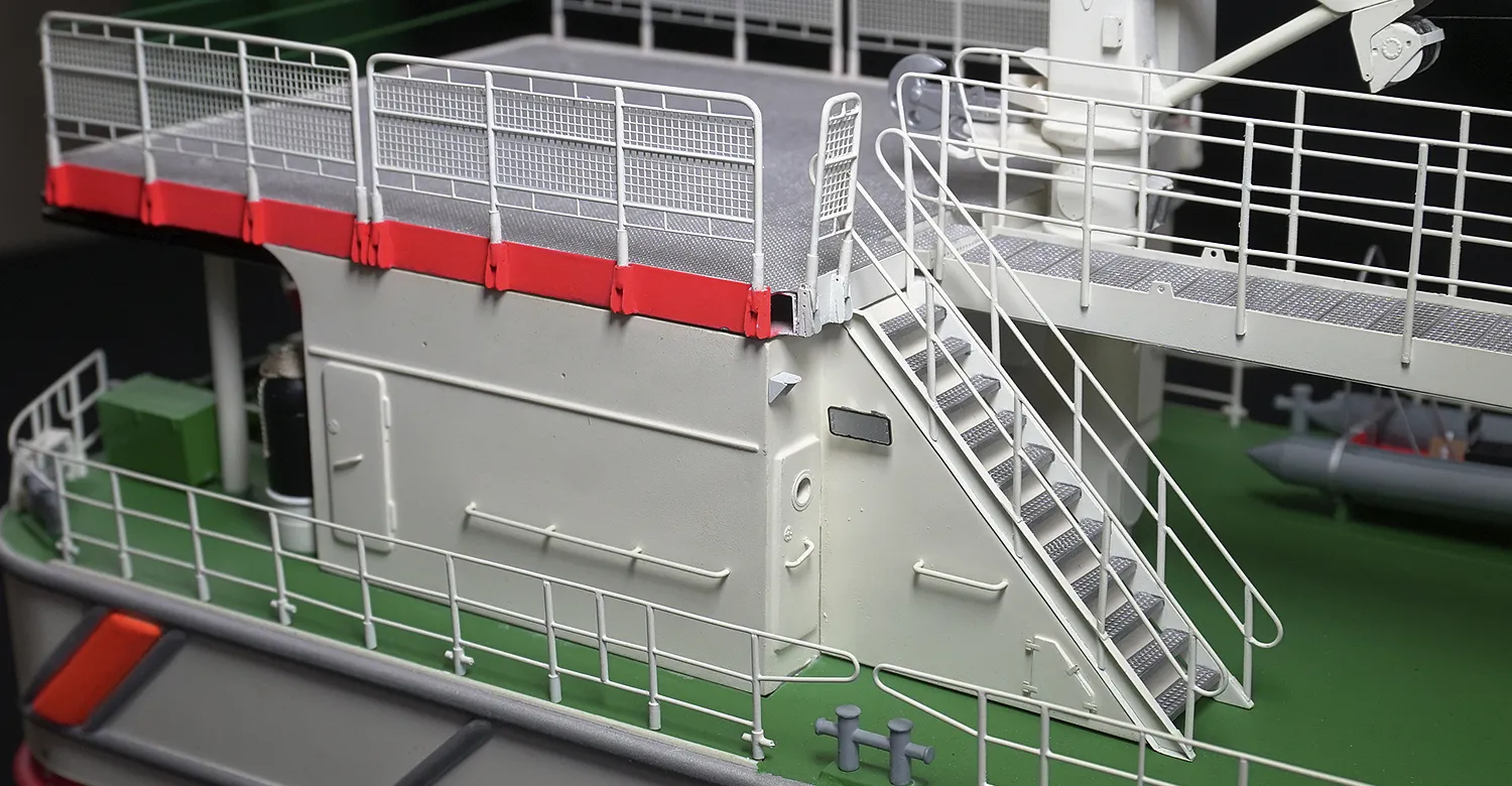 Модель корабля Cпасательный крейсер «HERMANN MARWEDE» - Верфь на Столе