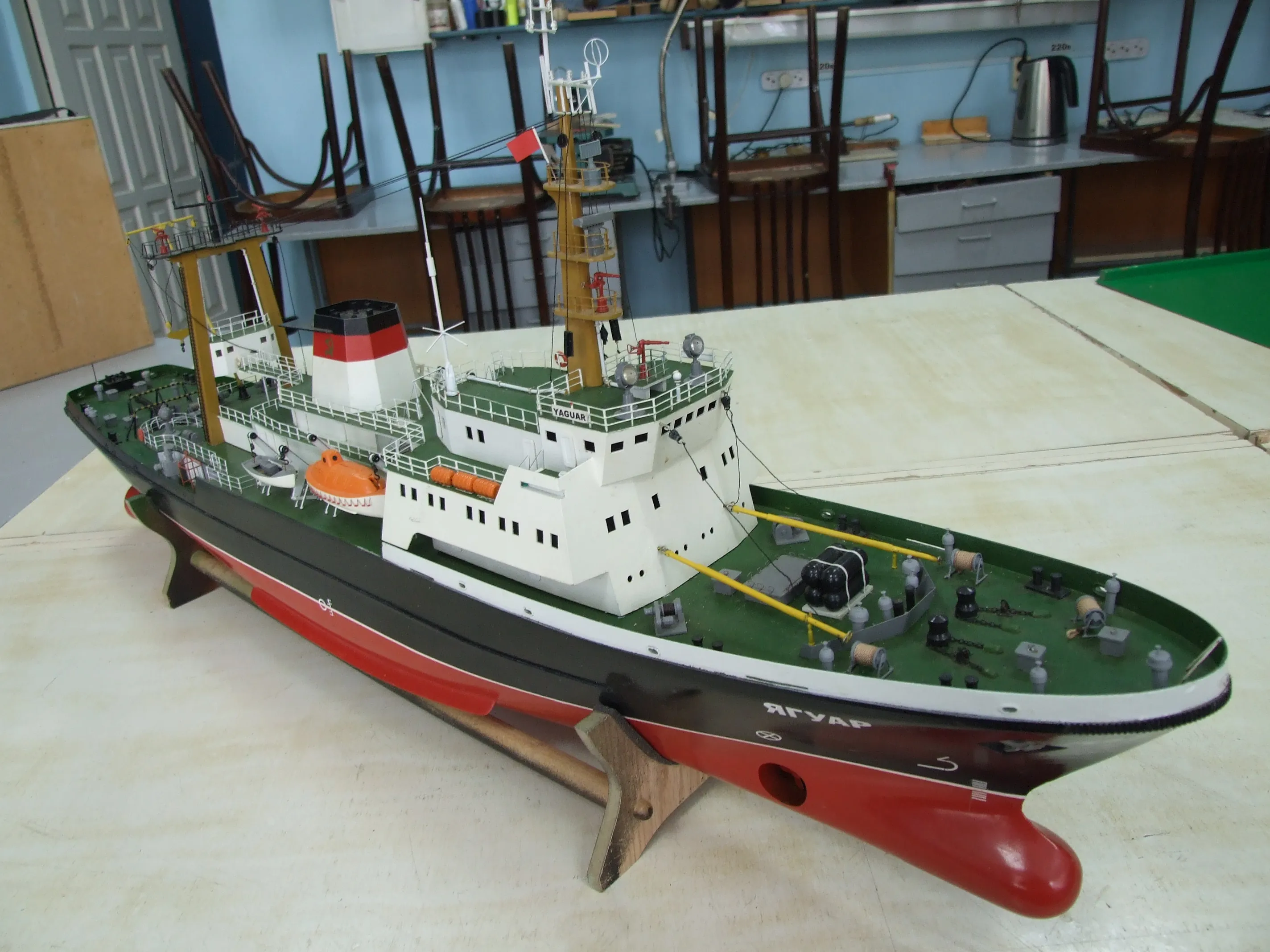 Модель корабля Морской спасательный буксир пр. 1453 "Ягуар"  - Верфь на Столе