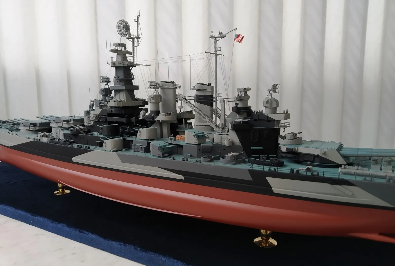 Модель корабля Линкор «North Carolina» - Верфь на Столе