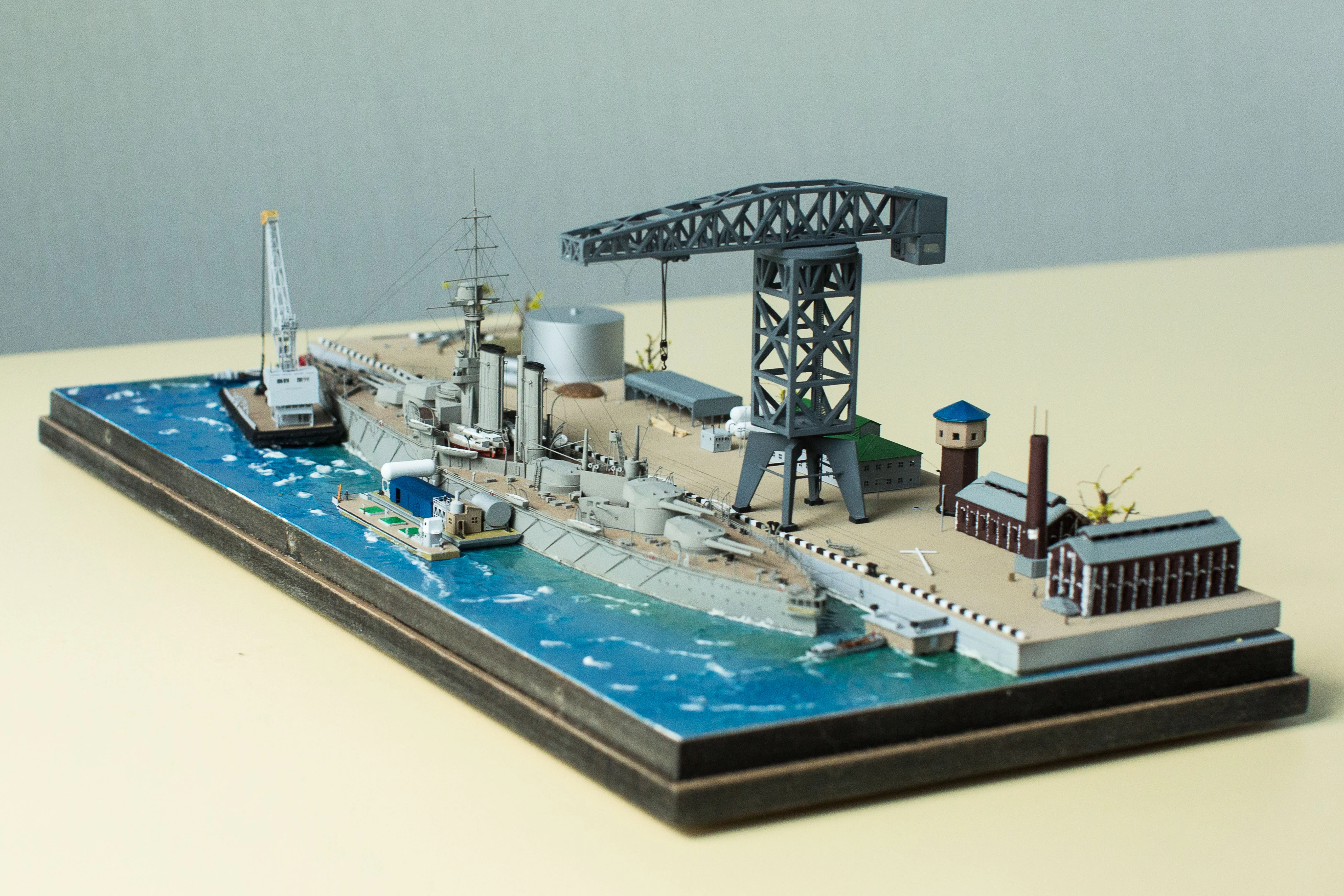 Модель корабля Линкор "Кинг Георг V" - Верфь на Столе