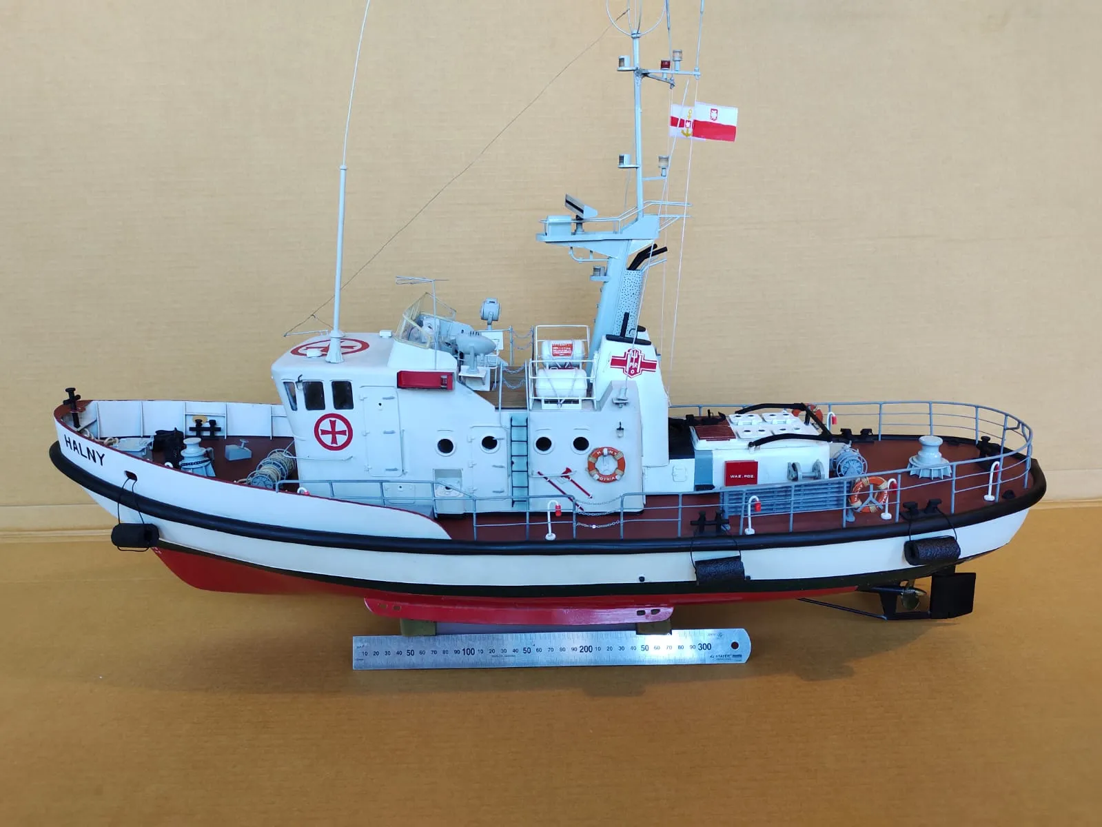 Модель корабля Буксир-спасатель “Halny” - Верфь на Столе