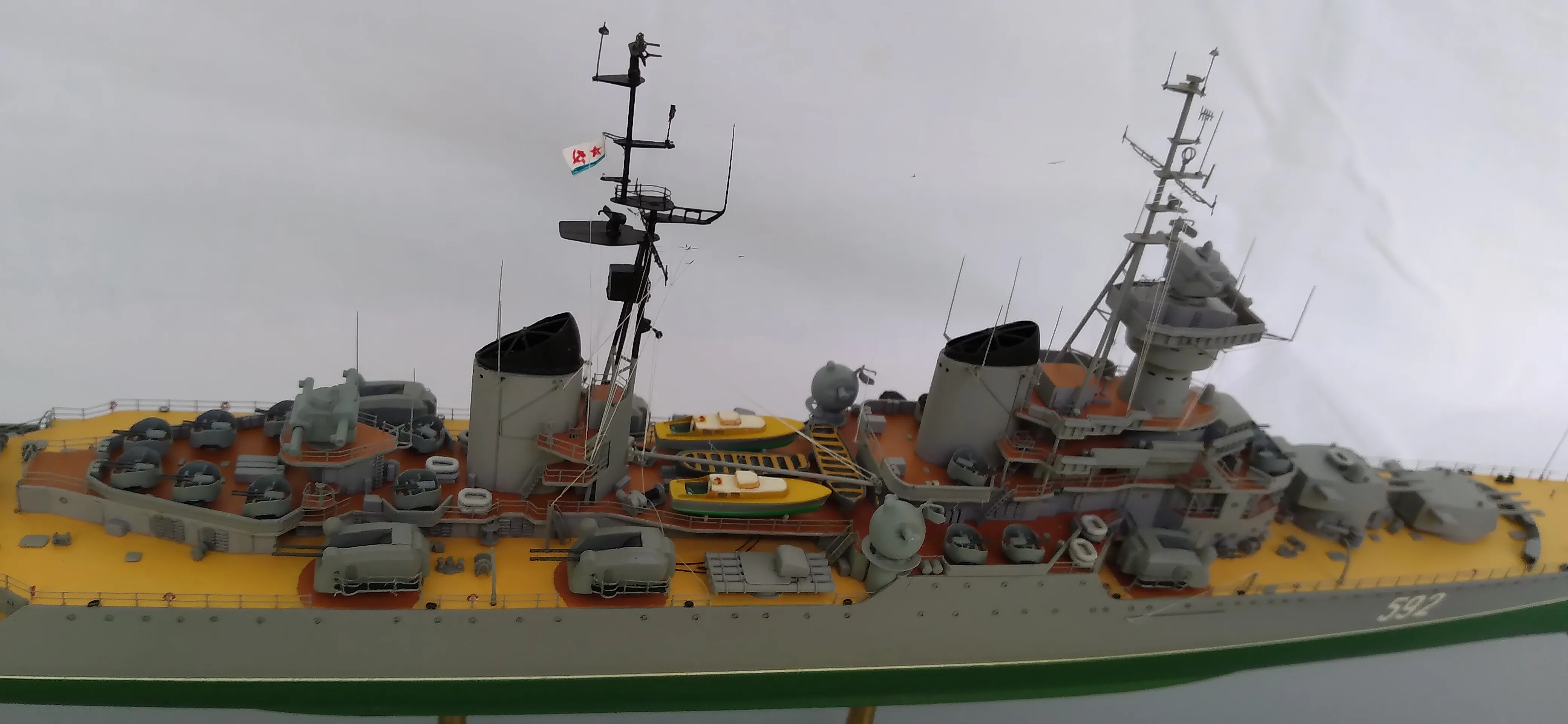 Модель корабля Артиллерийский крейсер "Адмирал Нахимов" - Верфь на Столе