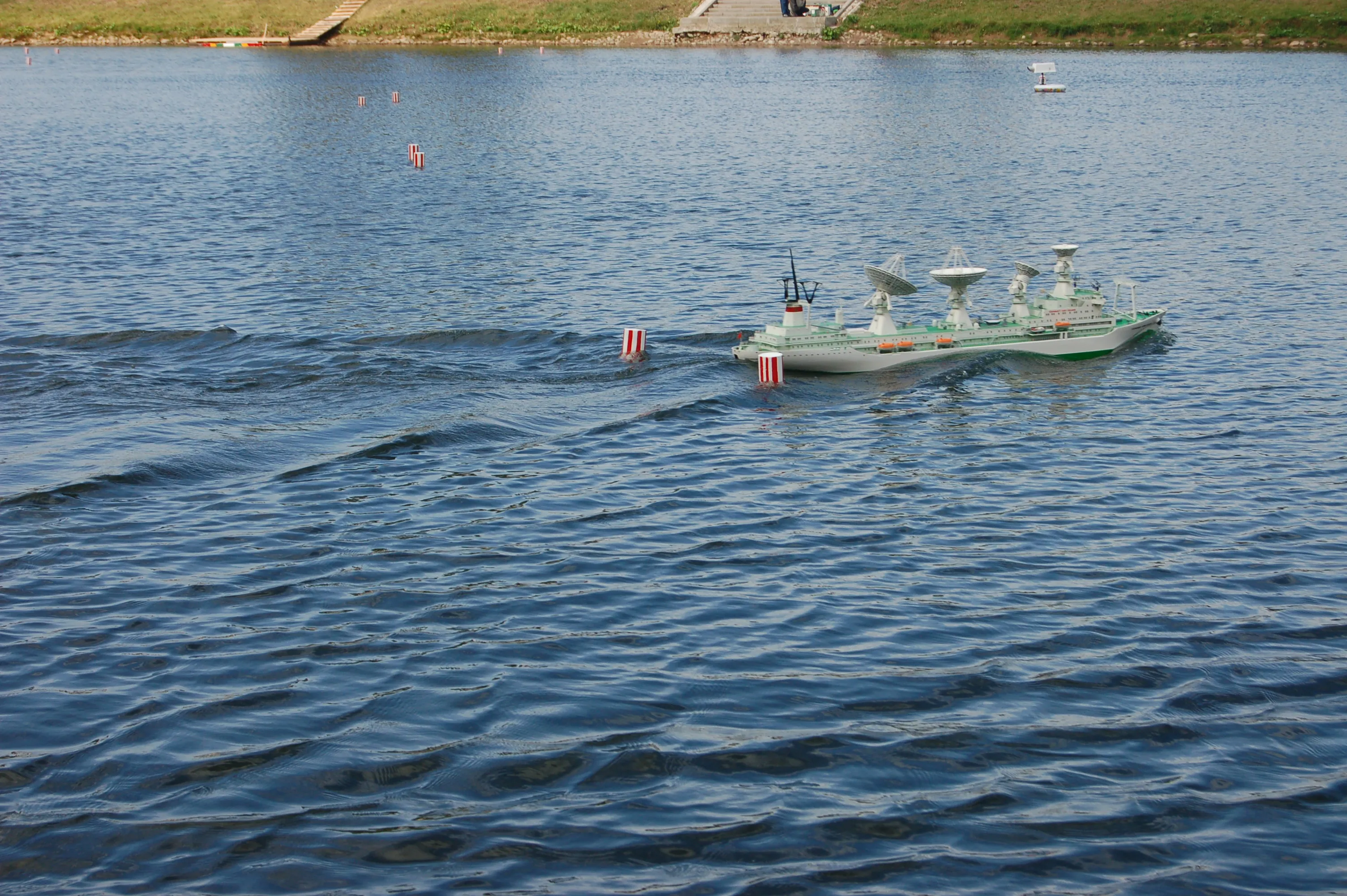 Модель корабля Передающая параболическая антенна  - Верфь на Столе