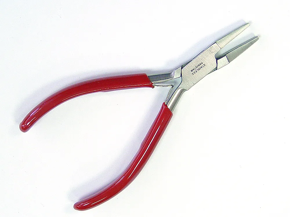 Плоскогубцы плоские-выпуклые губки, 14 см Плоскогубцы плоские-выпуклые губки, 14 см