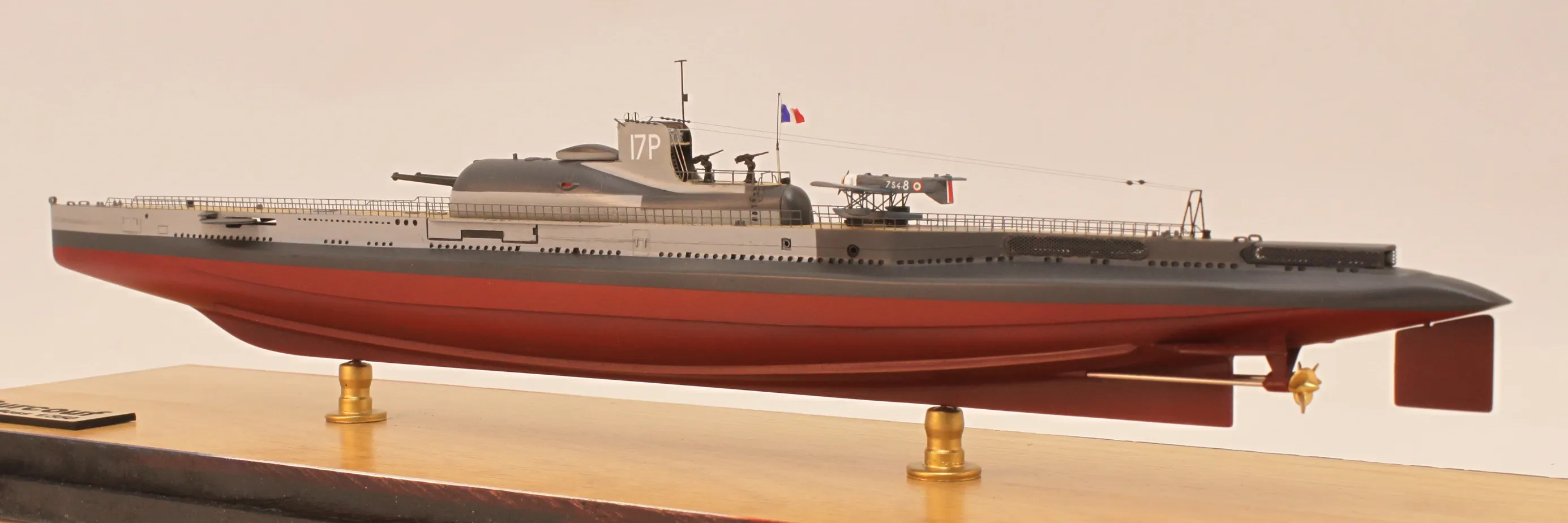 Модель корабля Подводная лодка "Сюркуф" - Верфь на Столе