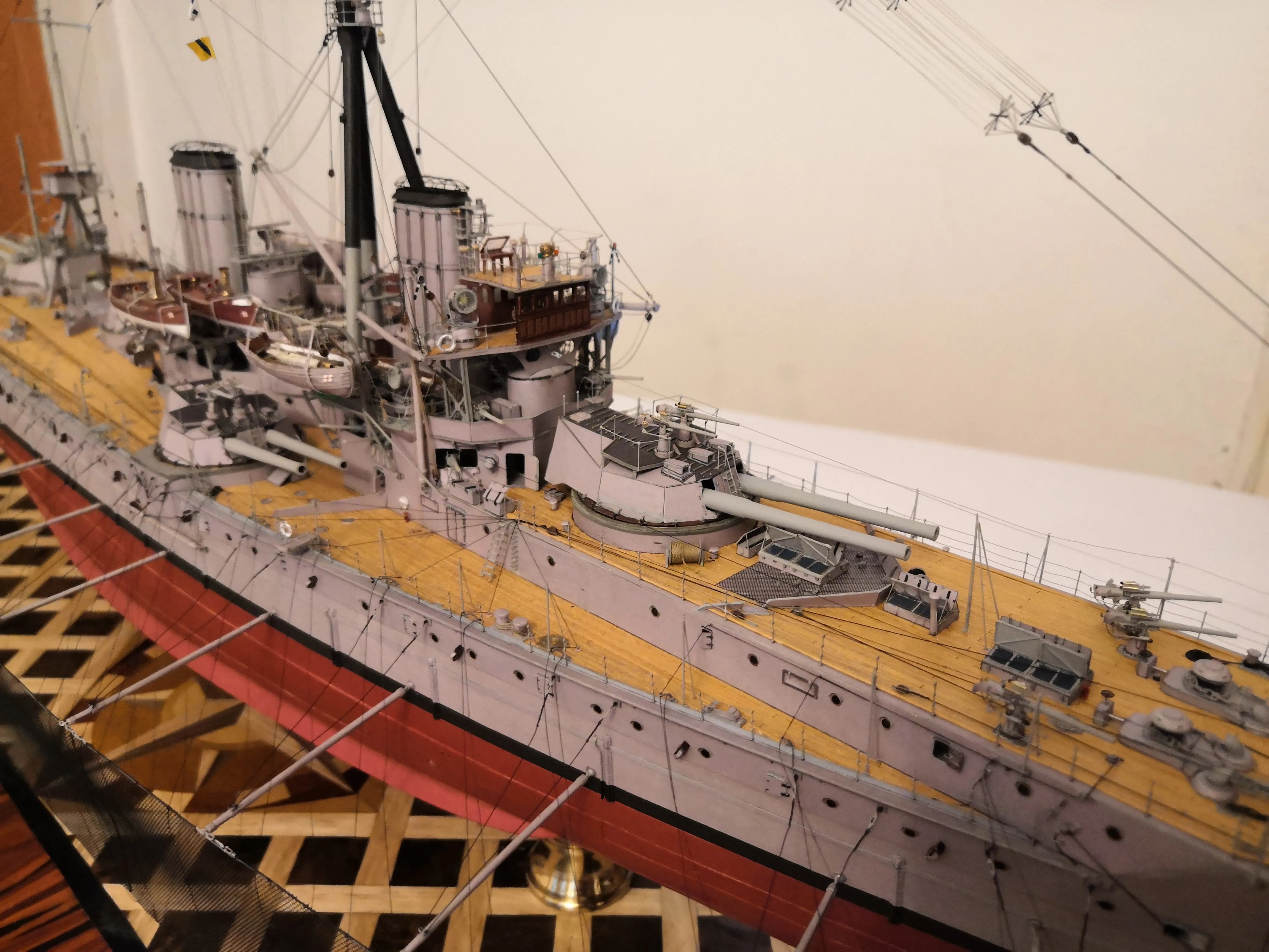 Модель корабля HMS Dreadnough - Верфь на Столе