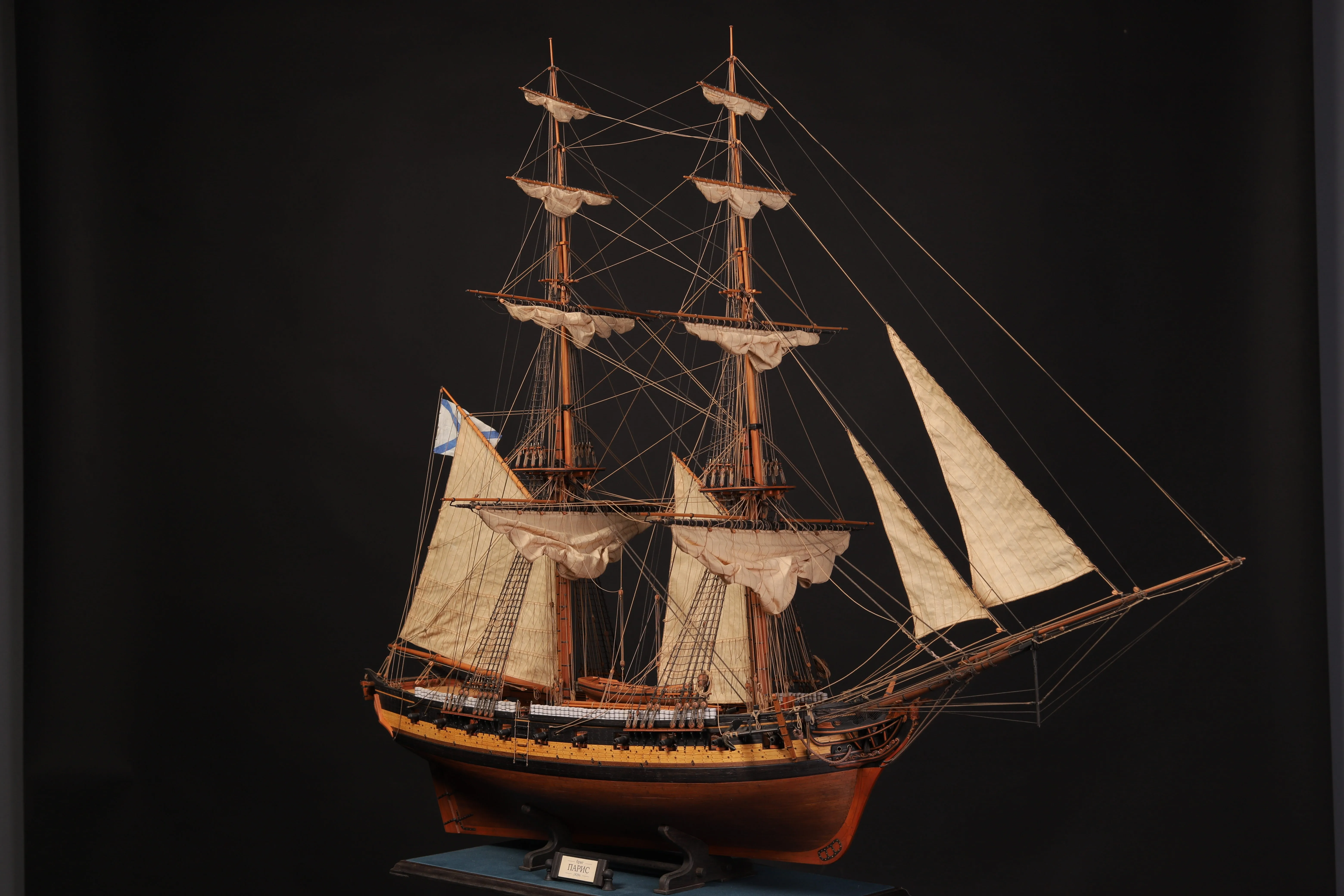 Модель корабля 20-ти пушечный бриг "Парис" - Верфь на Столе