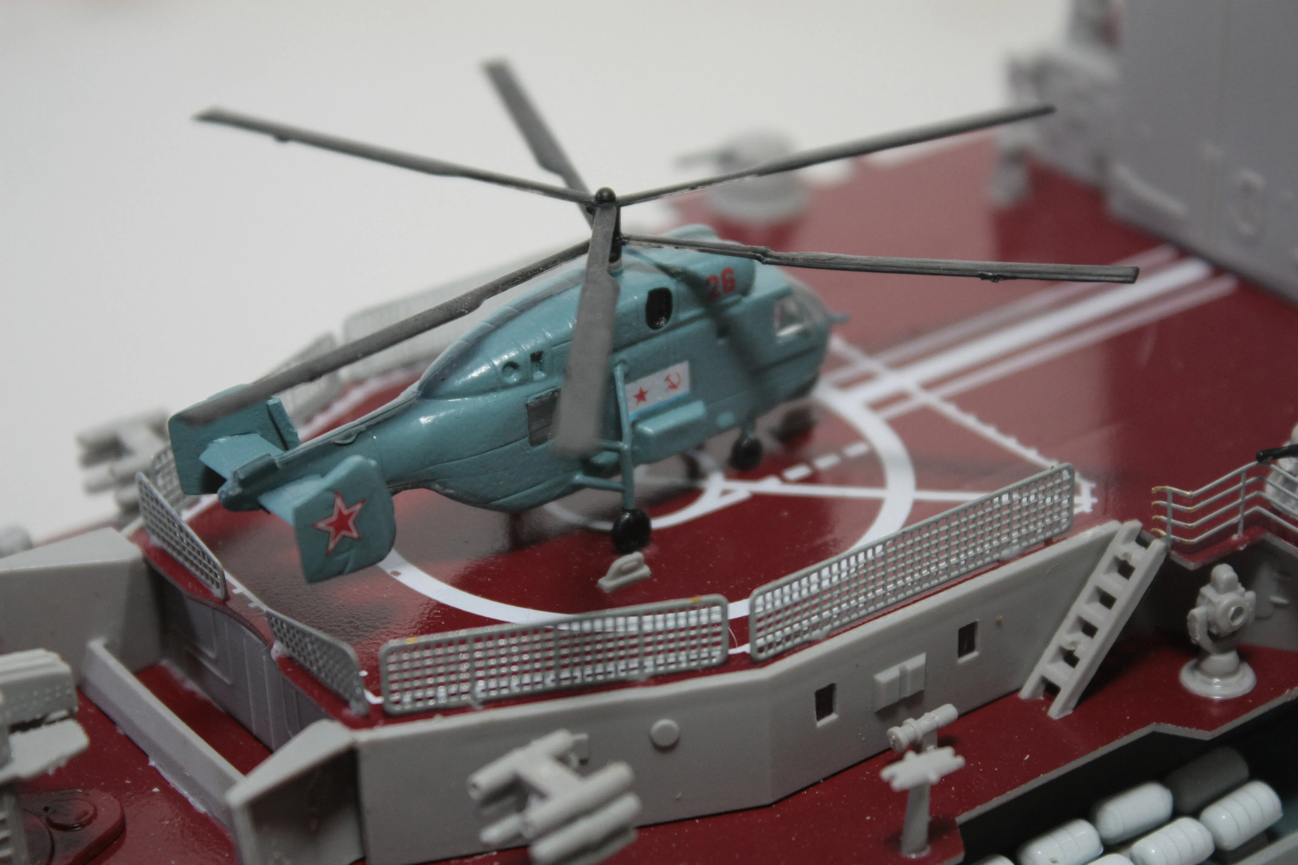 Модель корабля Эсминец "Современный" - Верфь на Столе