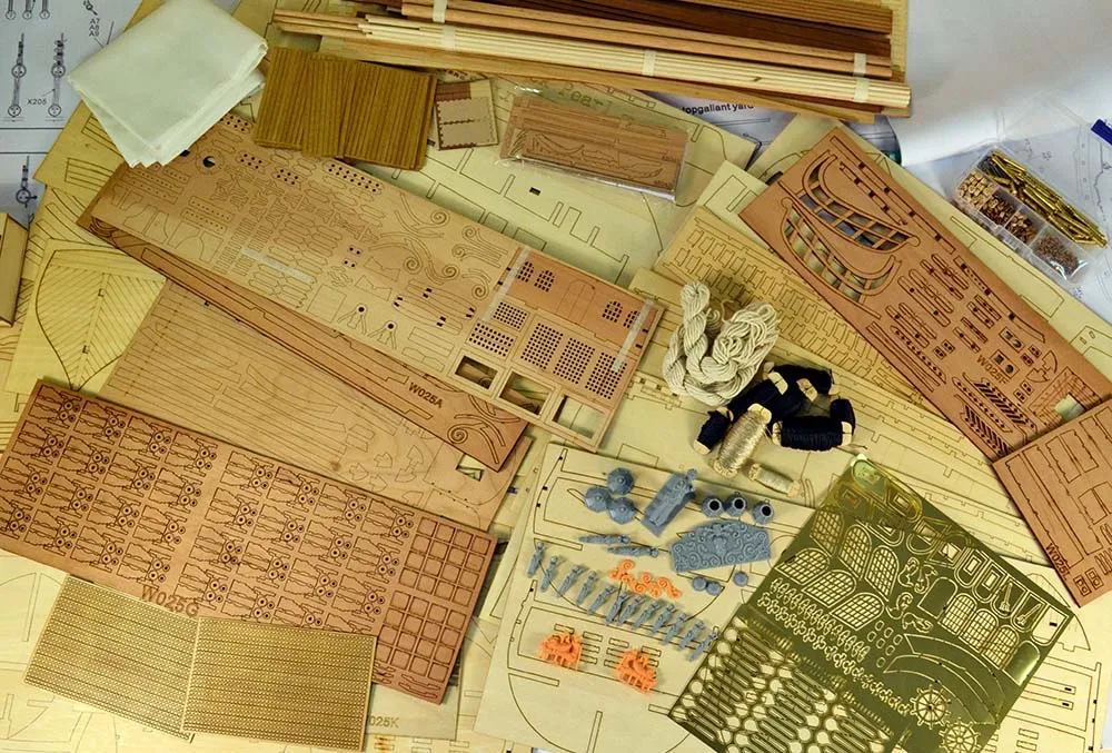 Черная Жемчужина, большая версия + (Полный набор инструментов, клея и лак) Черная Жемчужина, большая версия + (Полный набор инструментов, клея и лак)