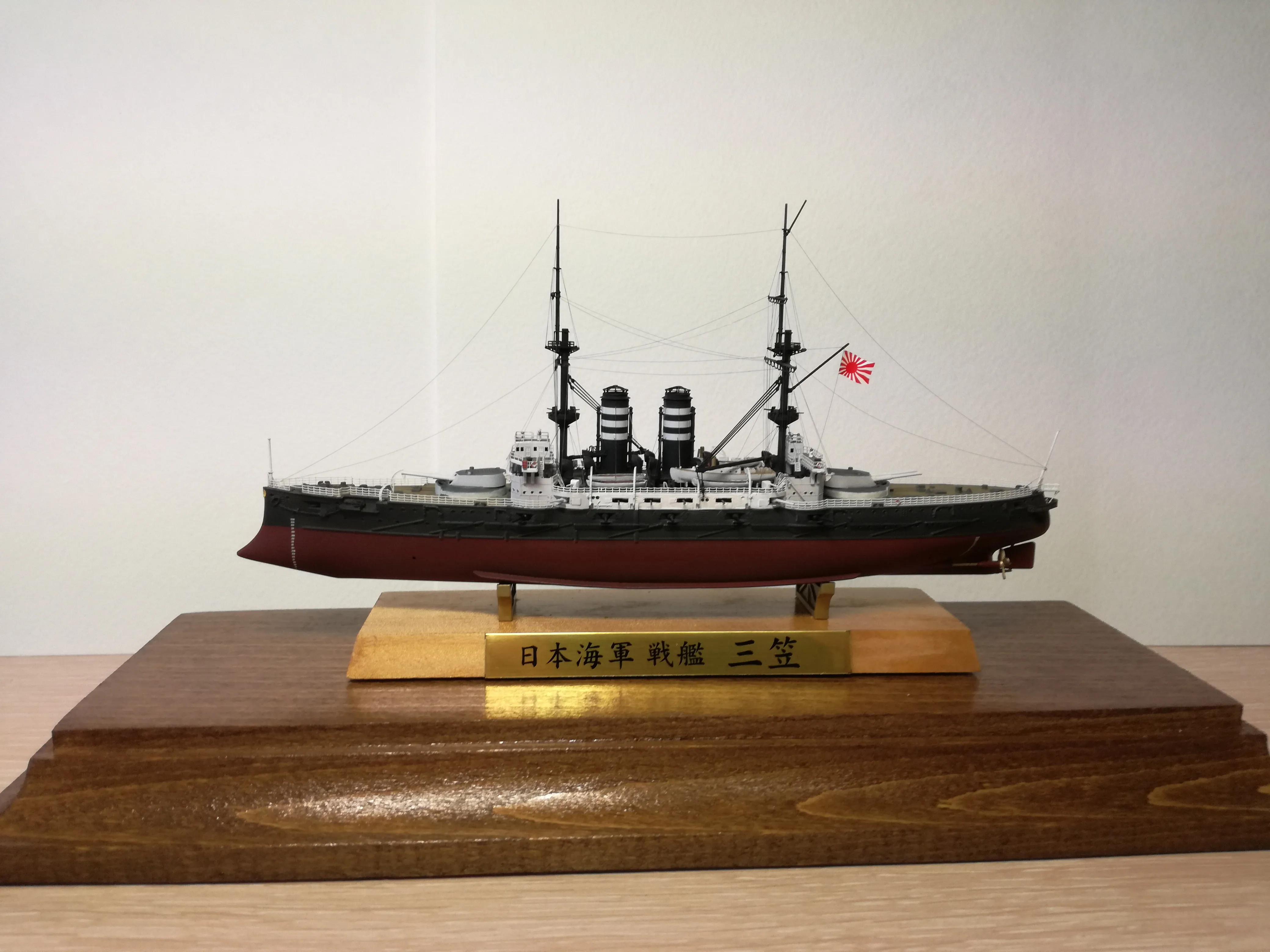 Модель корабля IJN "Mikasa" - Верфь на Столе