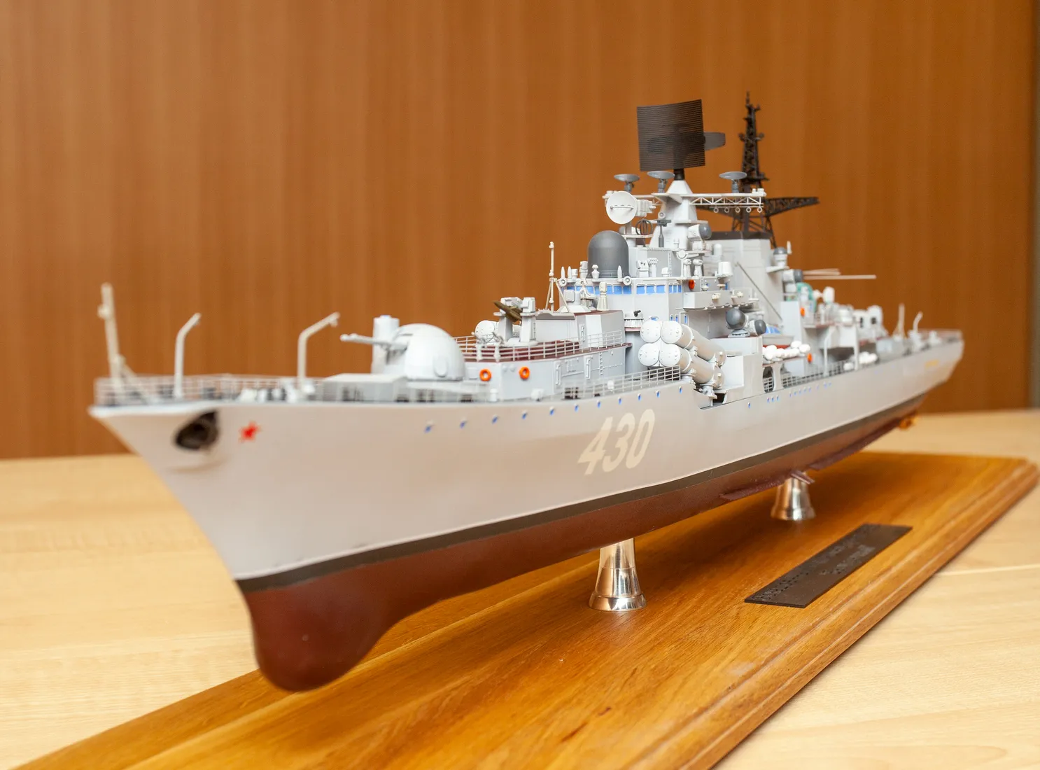 Модель корабля Эсминец проект 956 «Безупречный» 1989 г. СССР - Верфь на Столе