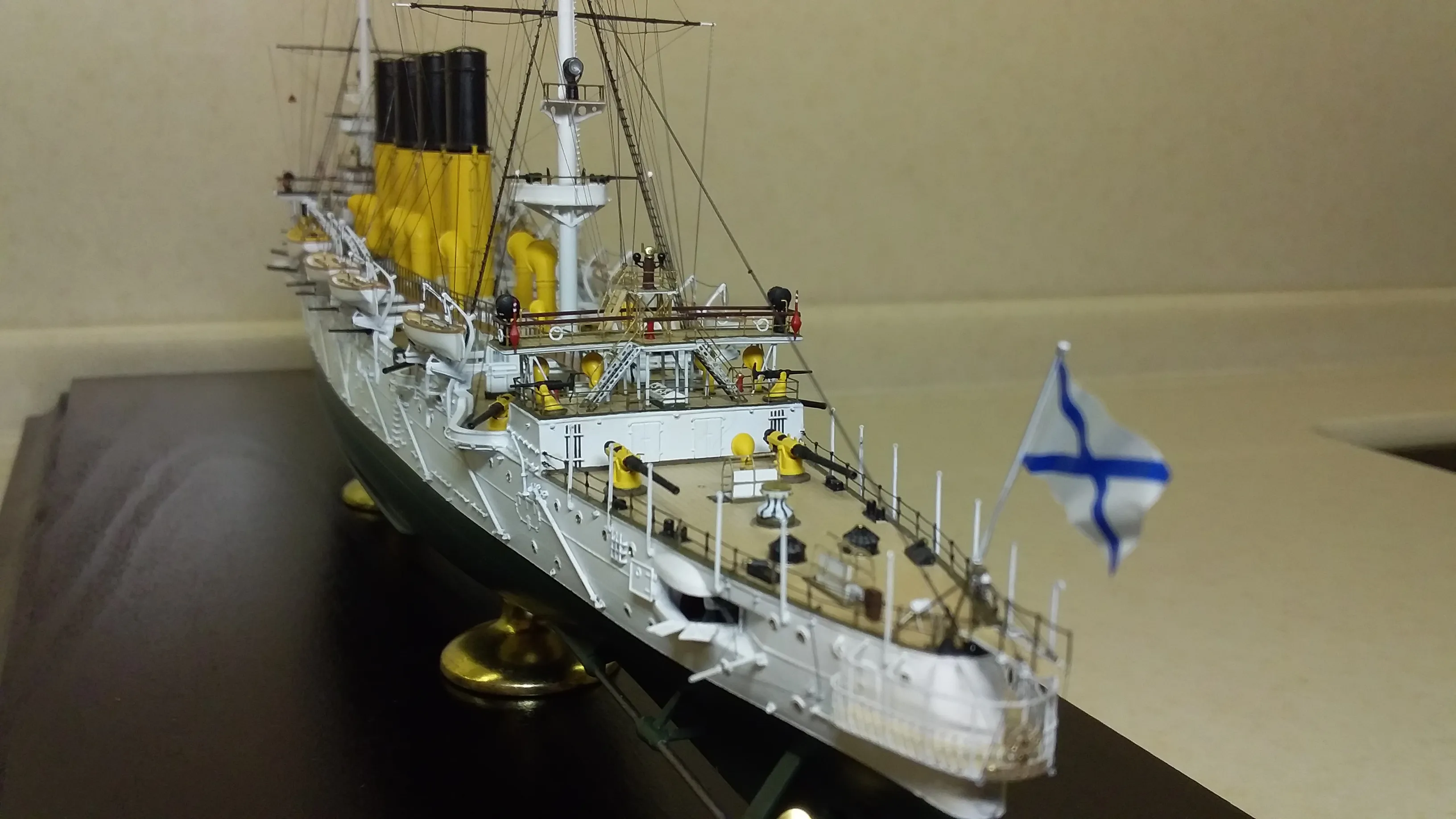 Модель корабля Бронепалубный крейсер 1 ранга «Варяг» - Верфь на Столе