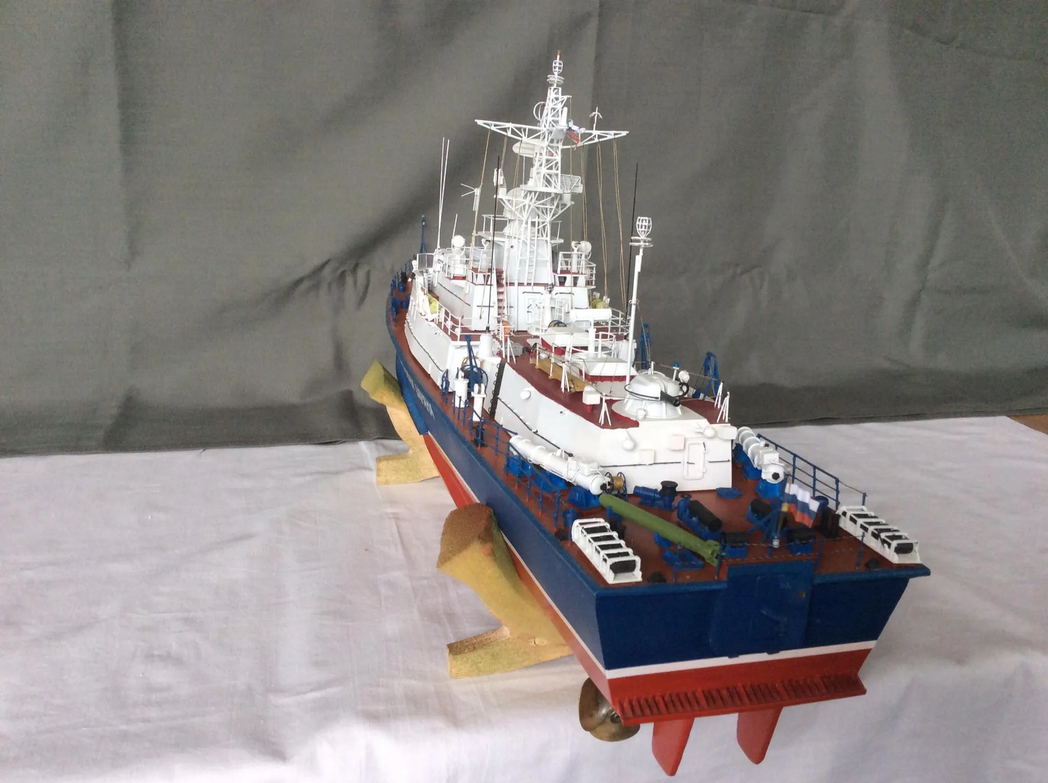 Модель корабля Пограничный сторожевой корабль проекта 10410 «Светляк»  - Верфь на Столе