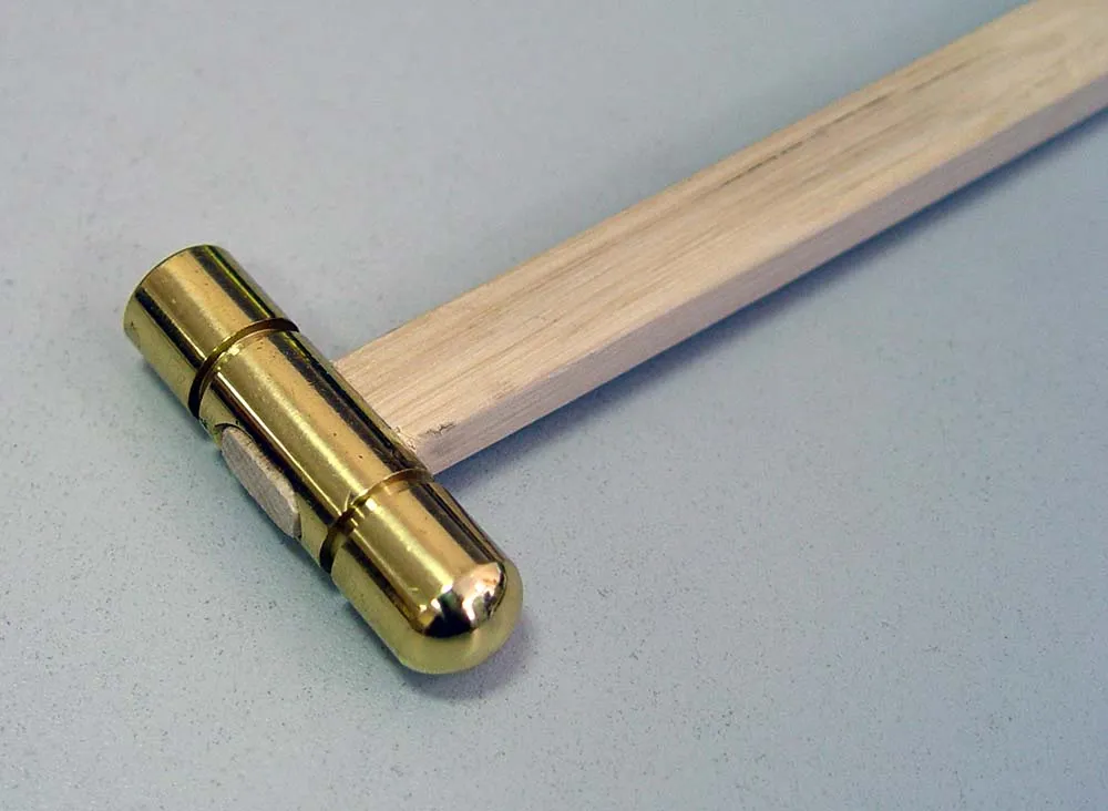 Молоток латунный с плоскими бойками Молоток латунный с плоскими бойками