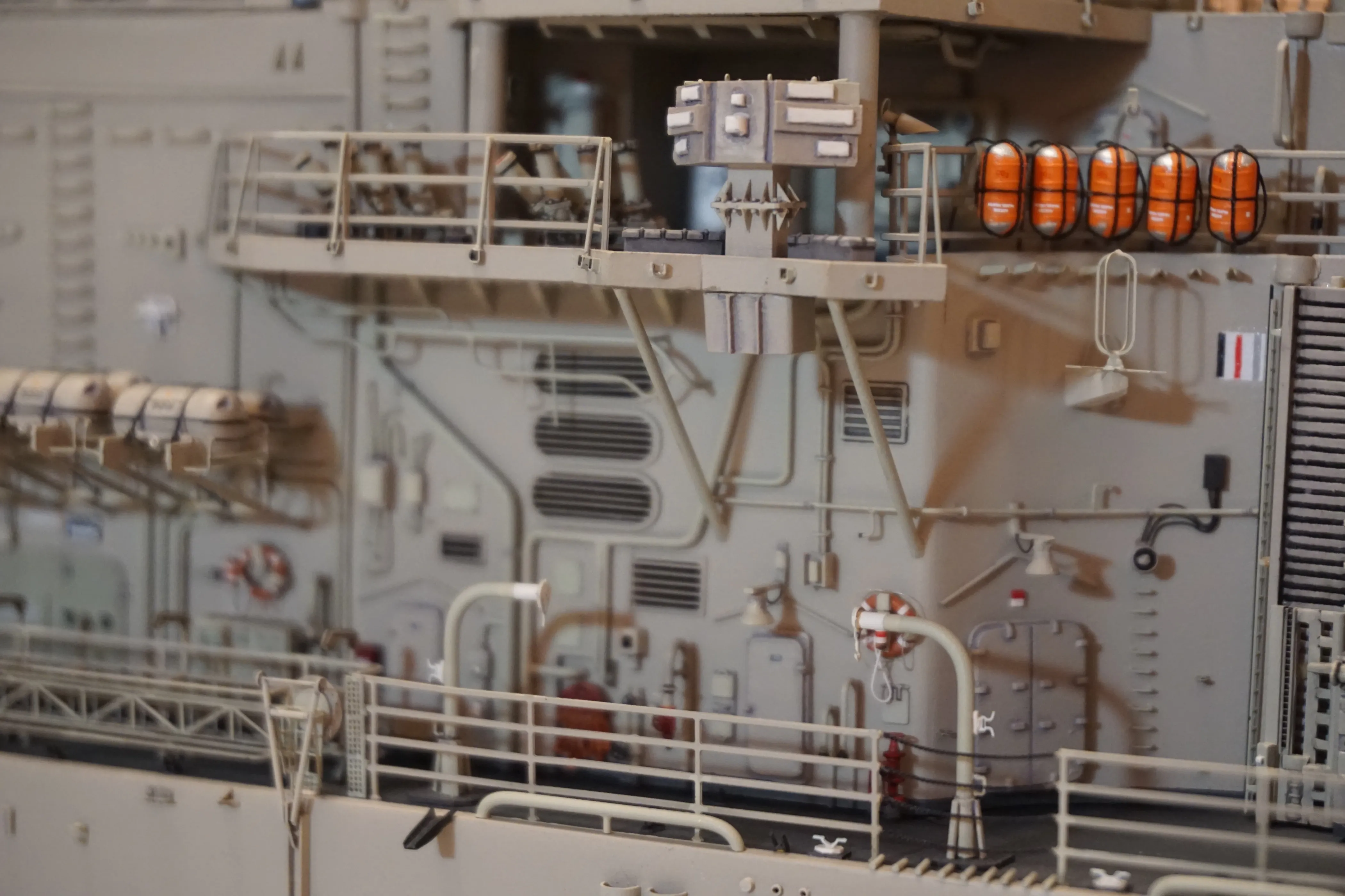 Модель корабля USS Vincennes (CG-49) - Верфь на Столе