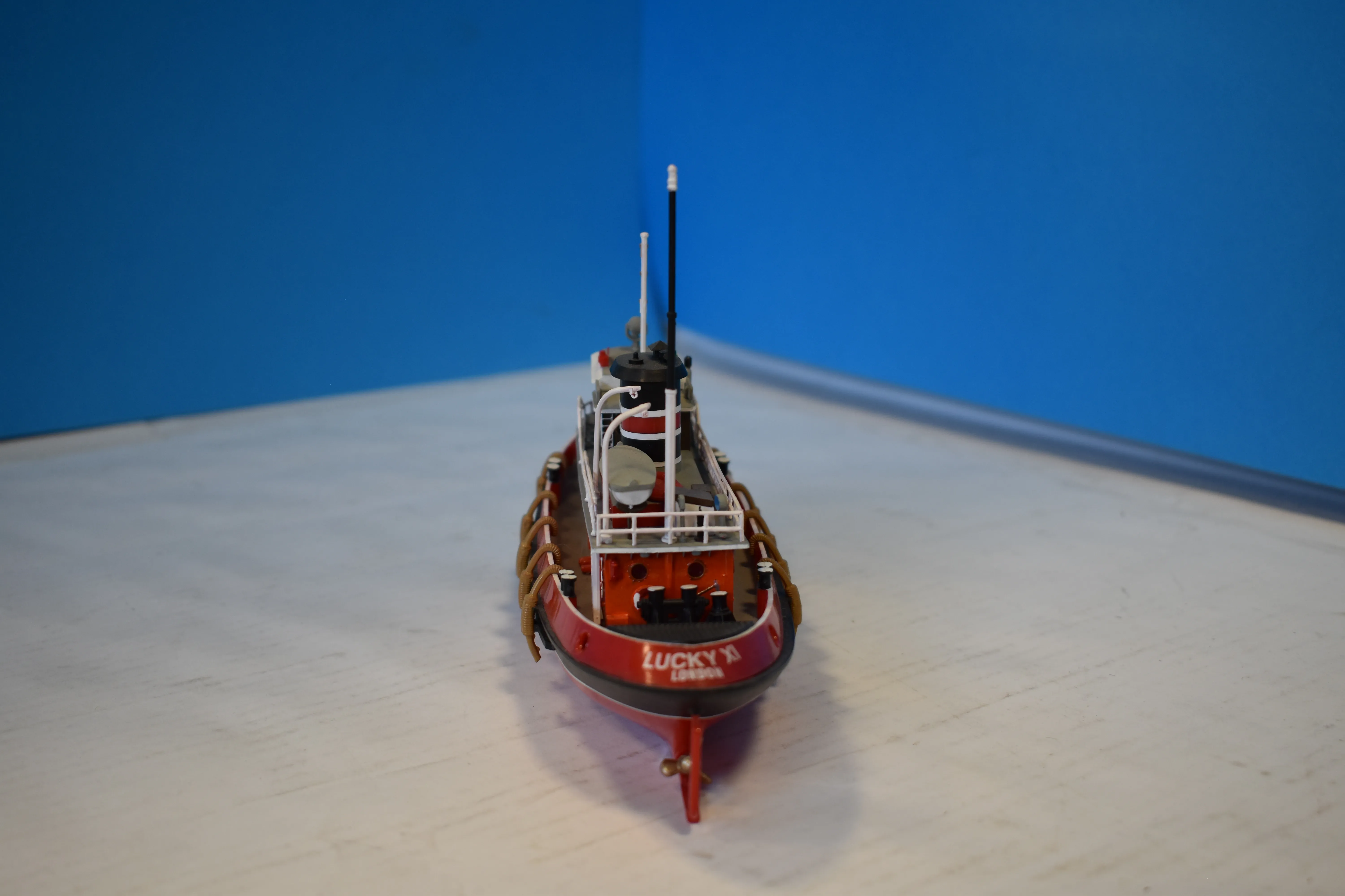 Модель корабля Буксир "Lucky XI" - Верфь на Столе