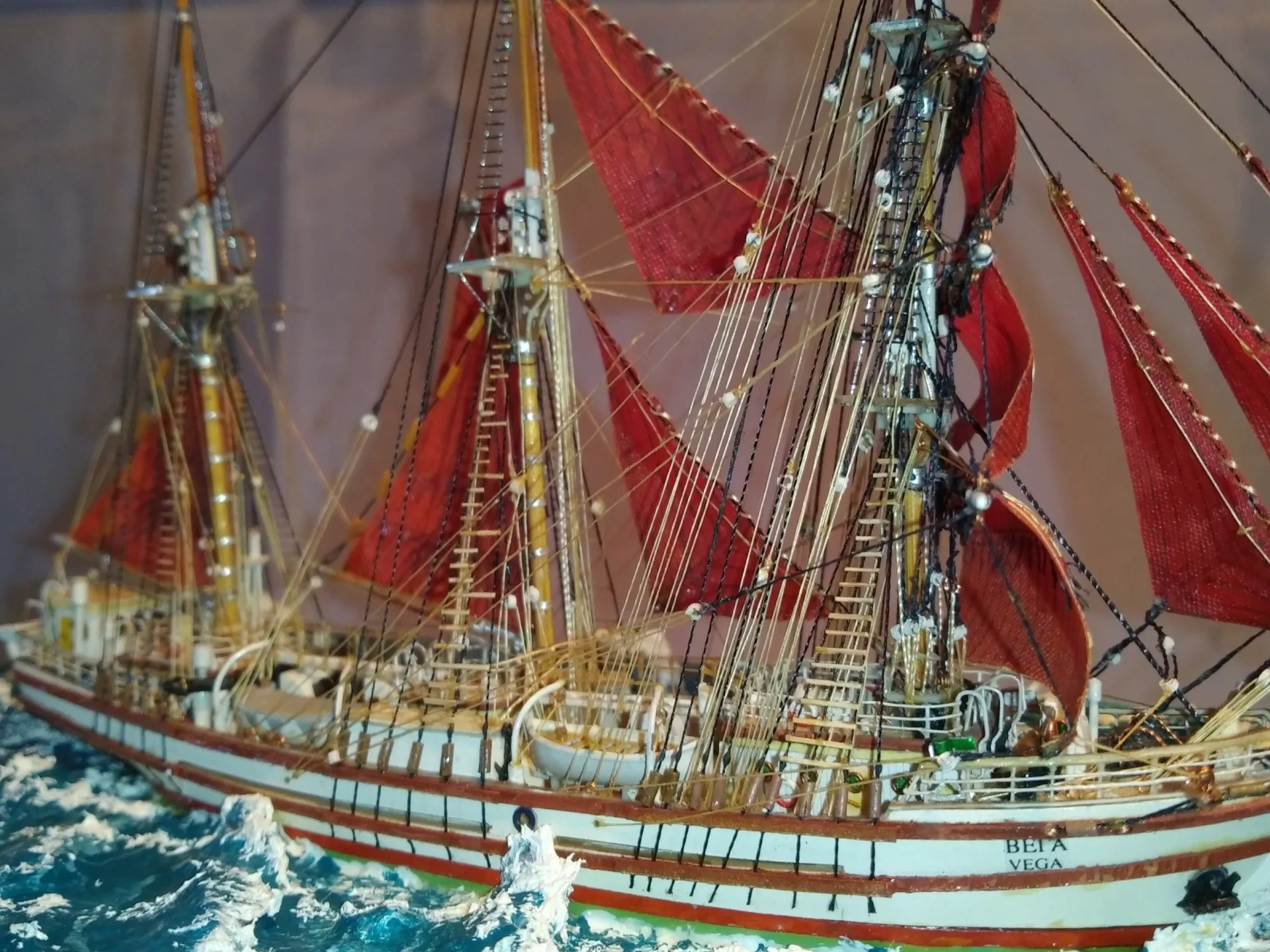 Модель корабля Баркентина "Вега" II - Верфь на Столе