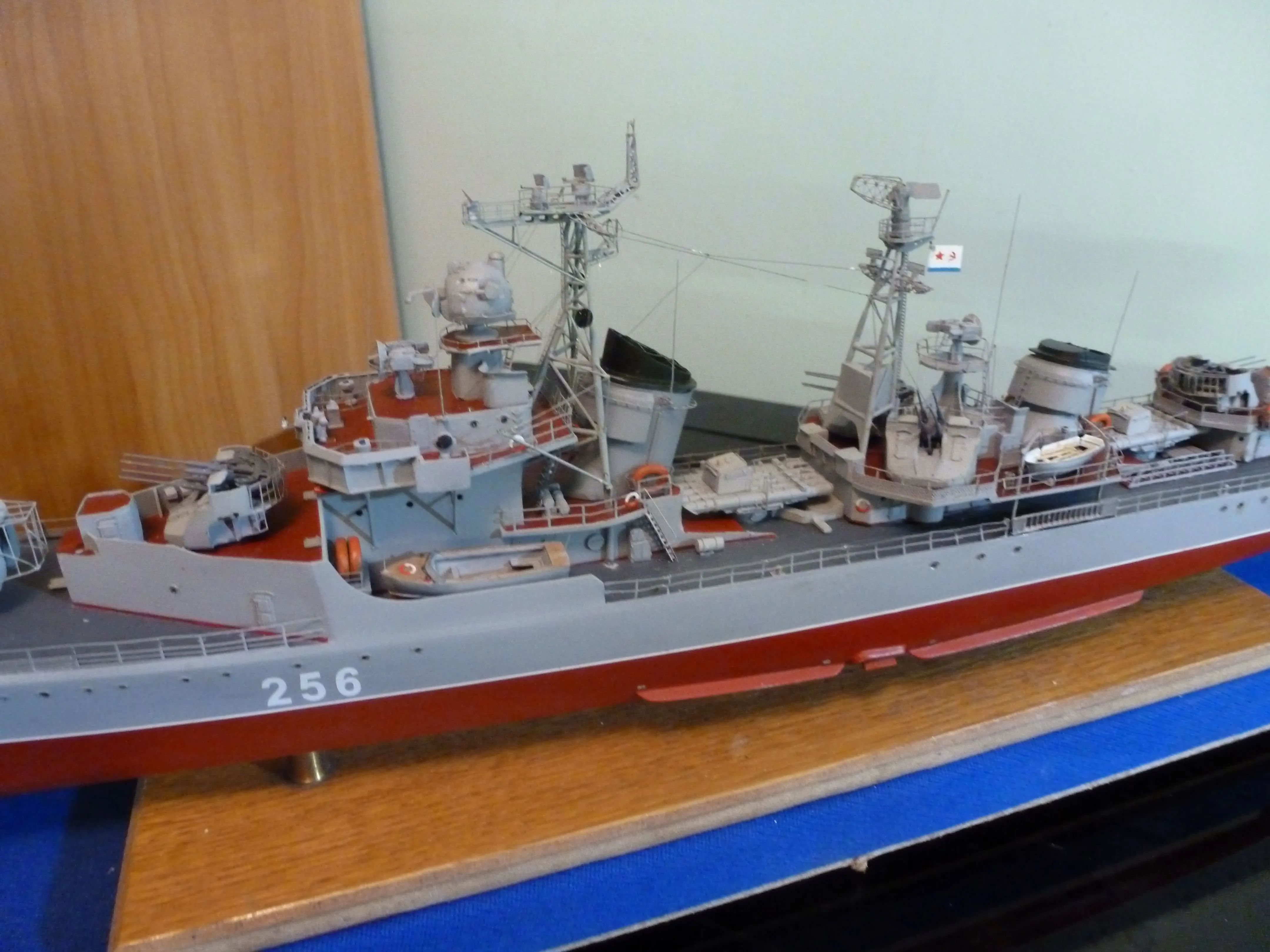 Модель корабля Эскадренный миноносец "Спокойный"  - Верфь на Столе