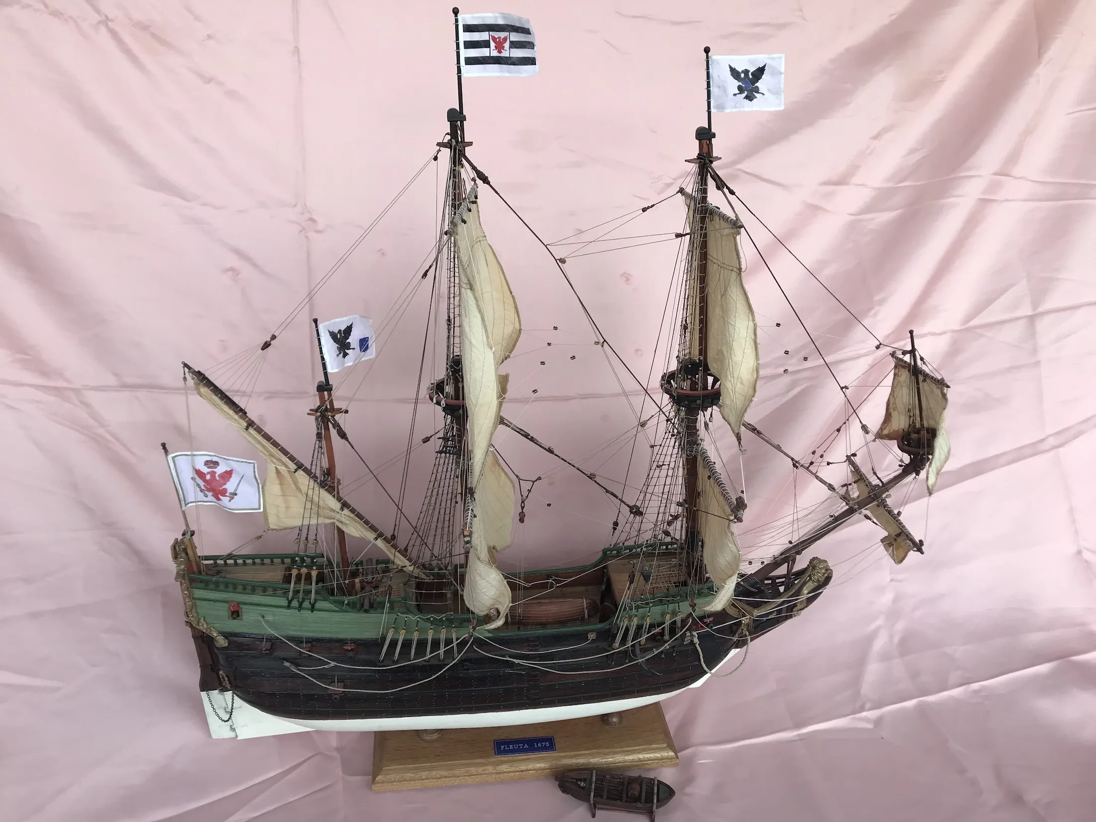 Модель корабля Dutch Flute - Верфь на Столе