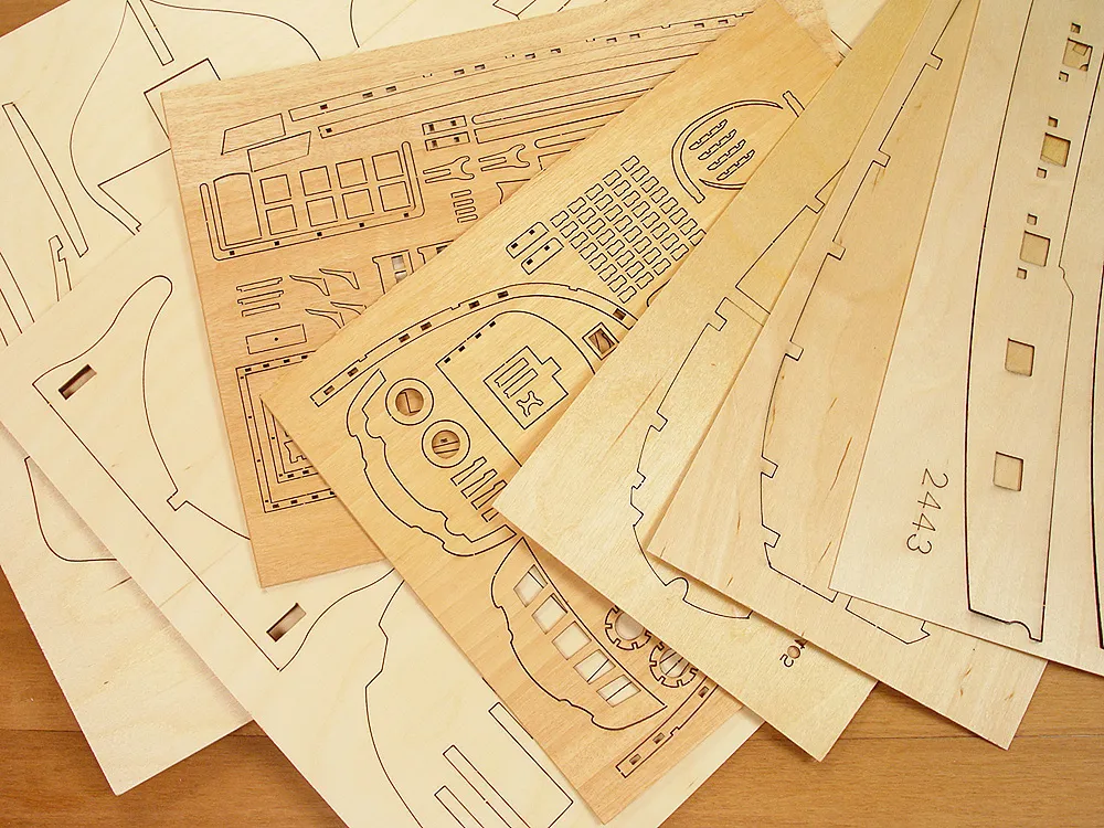 HMS Fly + (Полный набор инструментов, клея и краски) HMS Fly + (Полный набор инструментов, клея и краски)