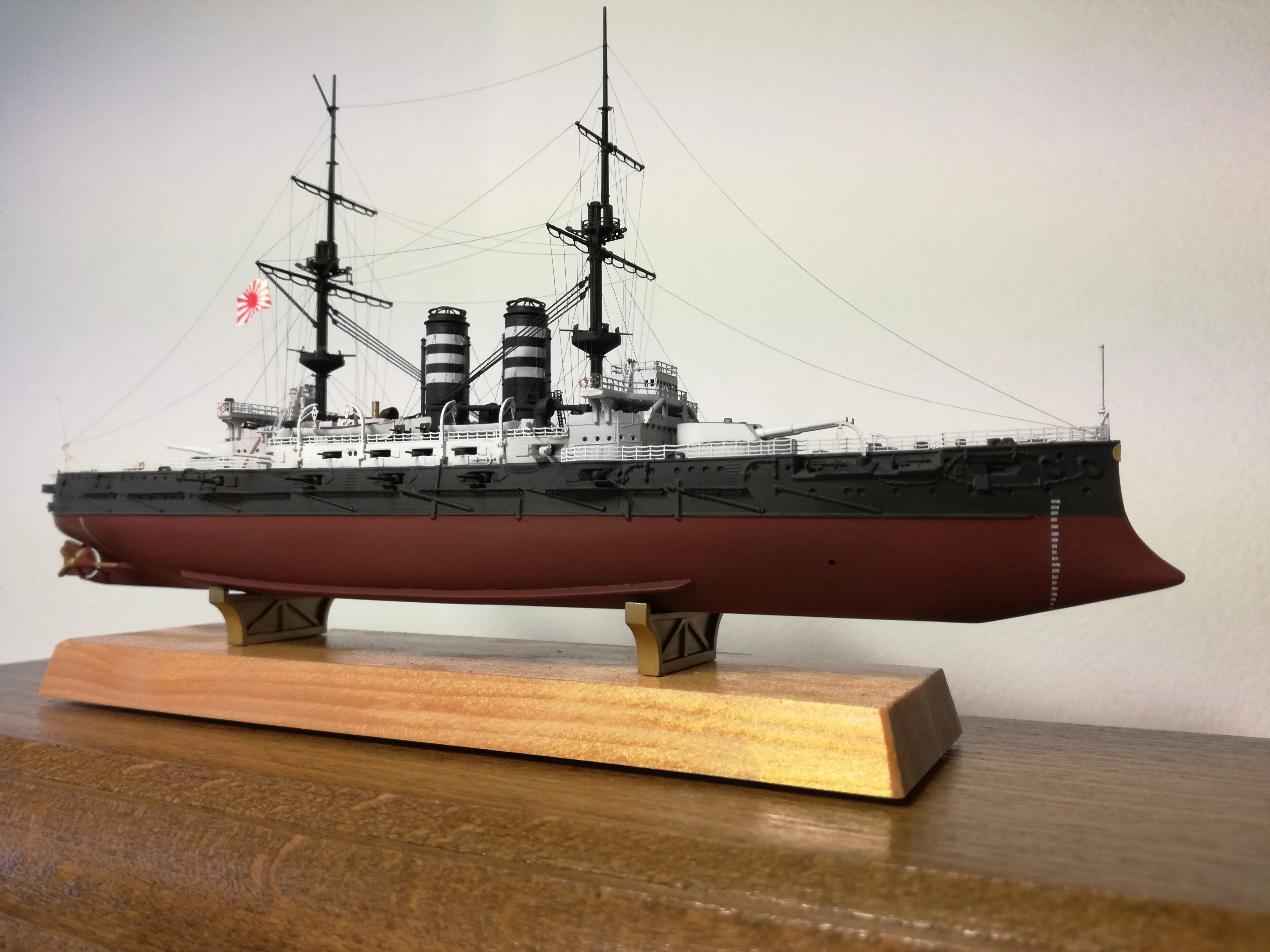 Модель корабля IJN "Mikasa" - Верфь на Столе