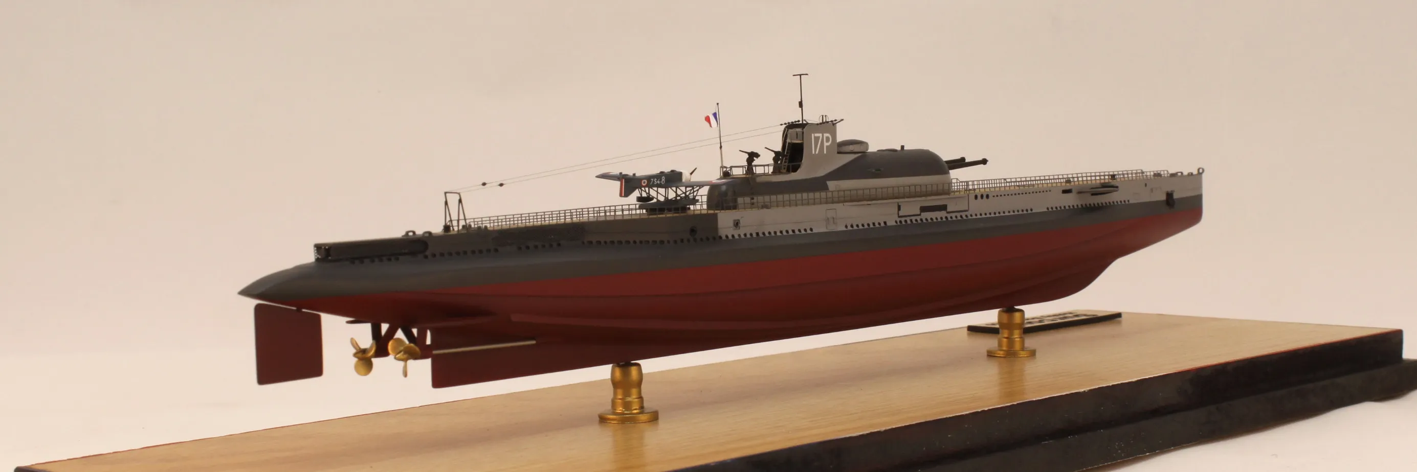 Модель корабля Подводная лодка "Сюркуф" - Верфь на Столе