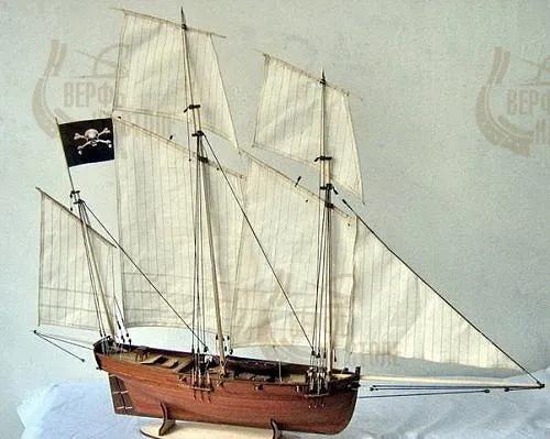 модель корабля для сборки Le Coureur 1776 модель корабля для сборки Le Coureur 1776
