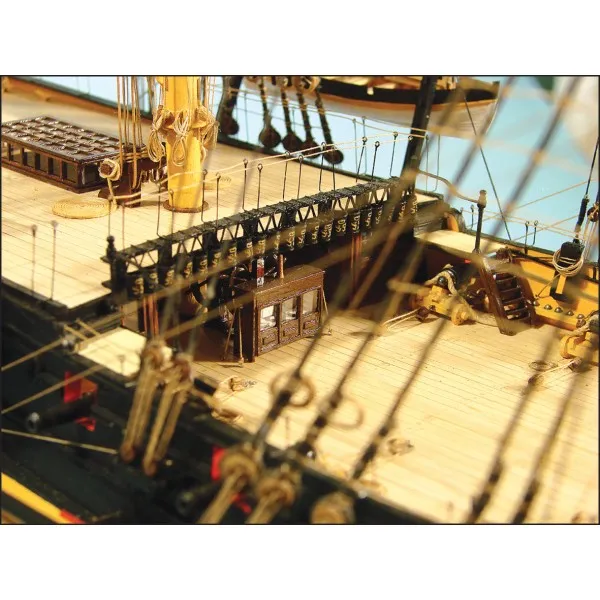 HMS Victory, бумажная модель (НЕКОНДИЦИЯ) HMS Victory, бумажная модель (НЕКОНДИЦИЯ)