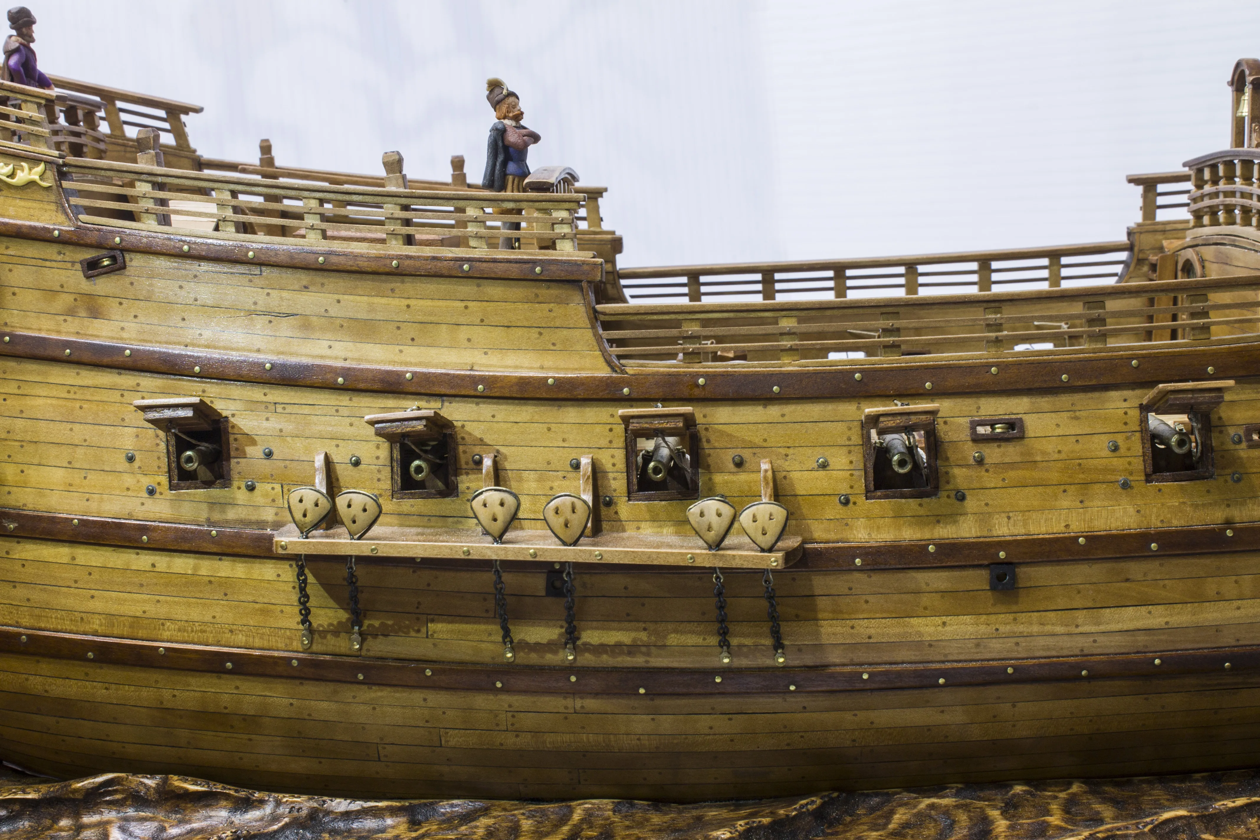 Модель корабля Английский галеон 16-го века  - Верфь на Столе