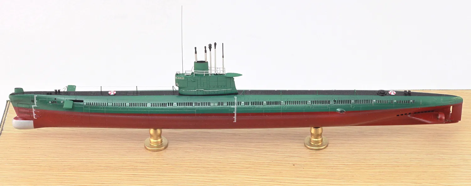 Модель корабля Подволная лодка тип 033 ВМС КНДР - Верфь на Столе