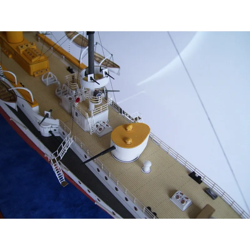 Модель из бумаги броненосный крейсер І ранга "Баян", Россия 1903 г Модель из бумаги броненосный крейсер І ранга "Баян", Россия 1903 г